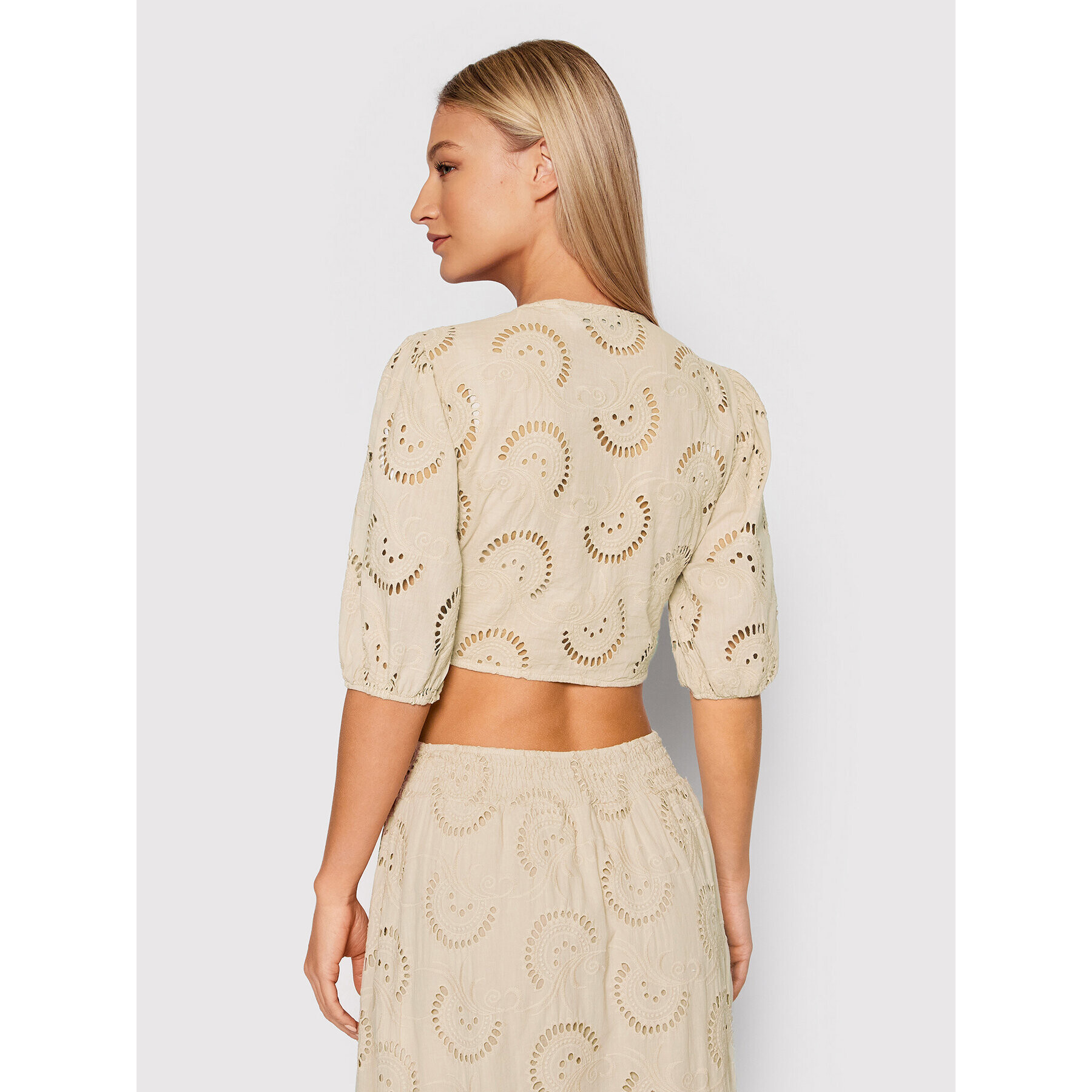 Guess Блуза Silvia W2GH55 WEJV0 Бежов Slim Fit - Pepit.bg