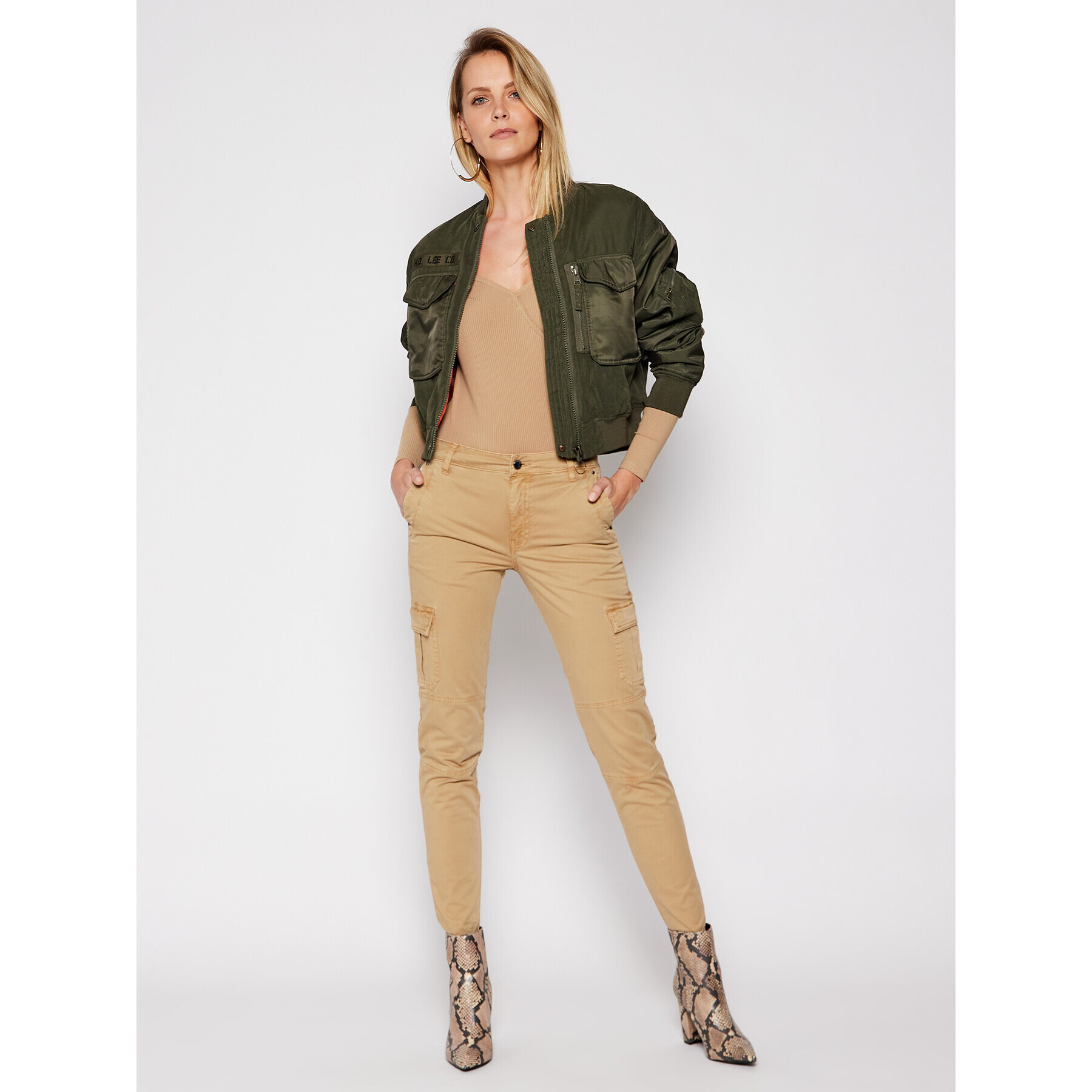 Guess Блуза Sonay W1RP14 KAER2 Бежов Slim Fit - Pepit.bg