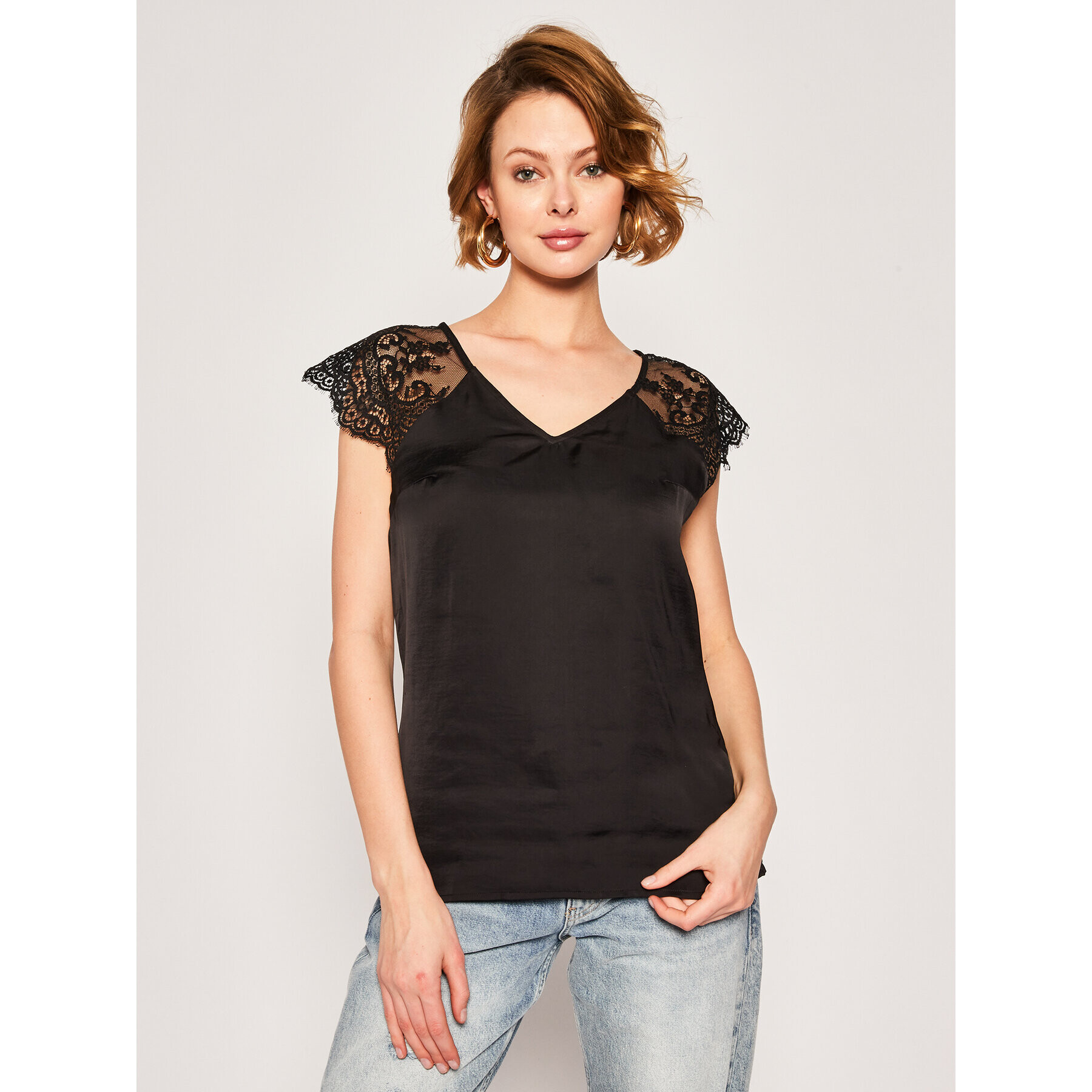 Guess Блуза Ilia W0GH87 WCUN0 Черен Regular Fit - Pepit.bg