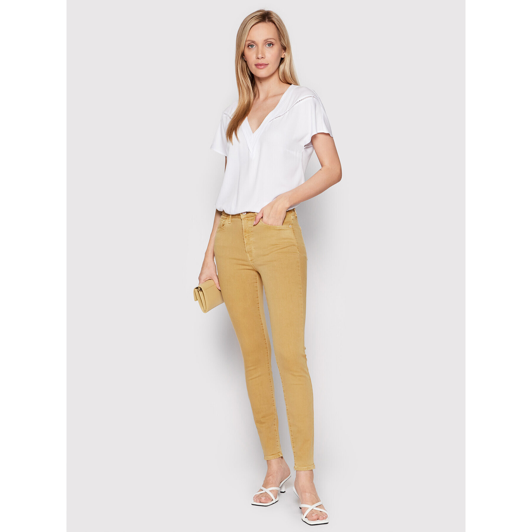 Guess Блуза W2YH44 WEAE2 Бял Regular Fit - Pepit.bg