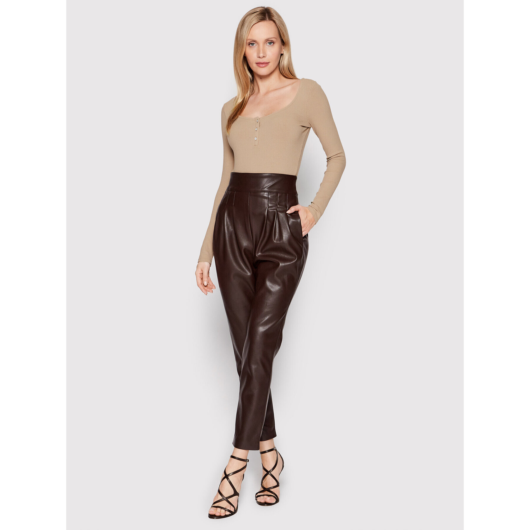 Guess Блуза W2YP46 KBCO2 Бежов Slim Fit - Pepit.bg