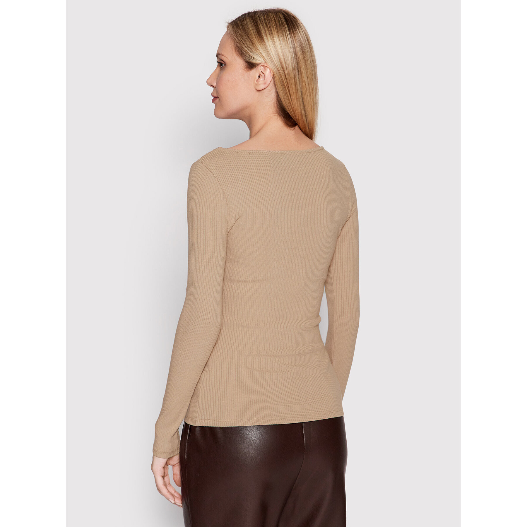 Guess Блуза W2YP46 KBCO2 Бежов Slim Fit - Pepit.bg