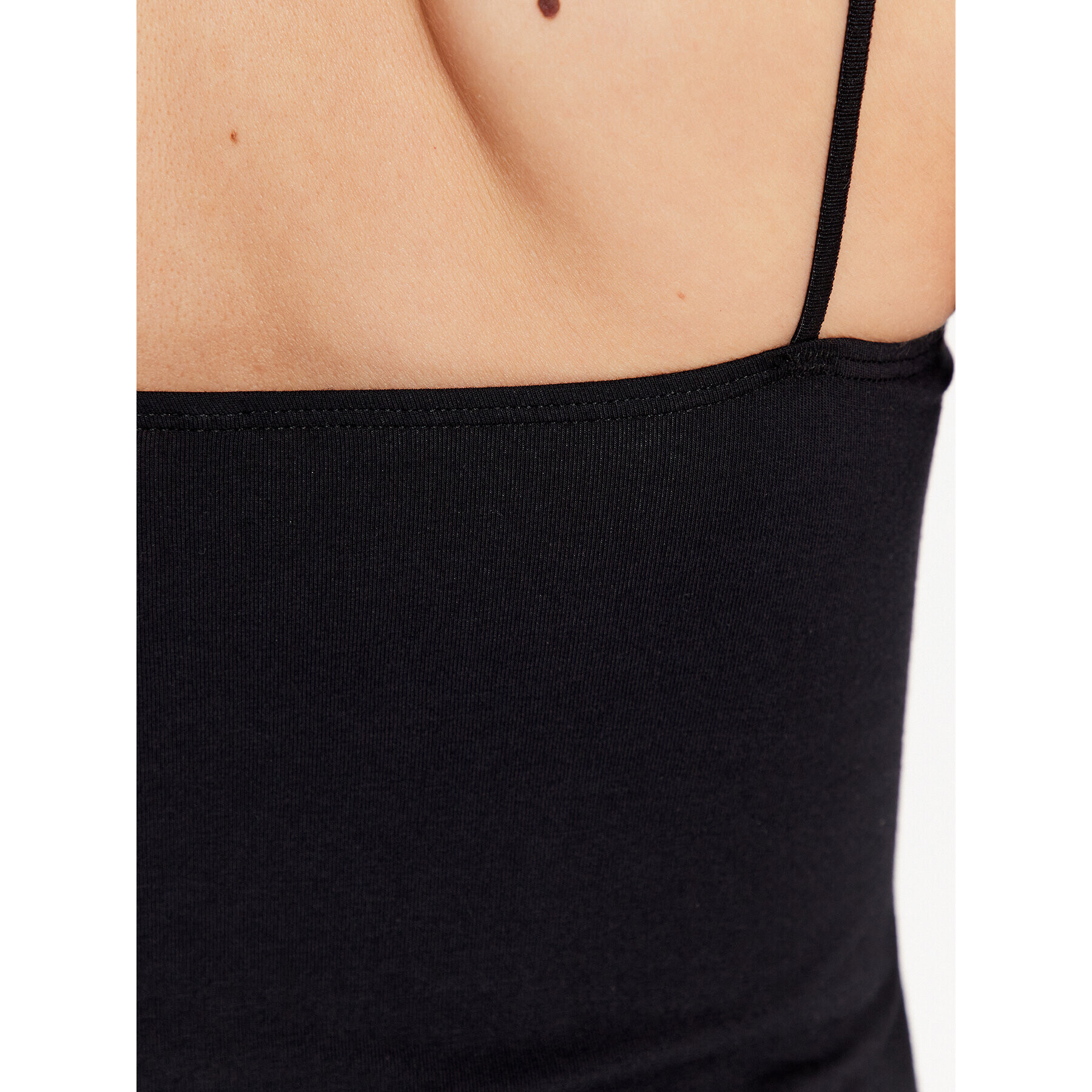 Guess Боди Carrie O2GM12 KBBU1 Черен Slim Fit - Pepit.bg