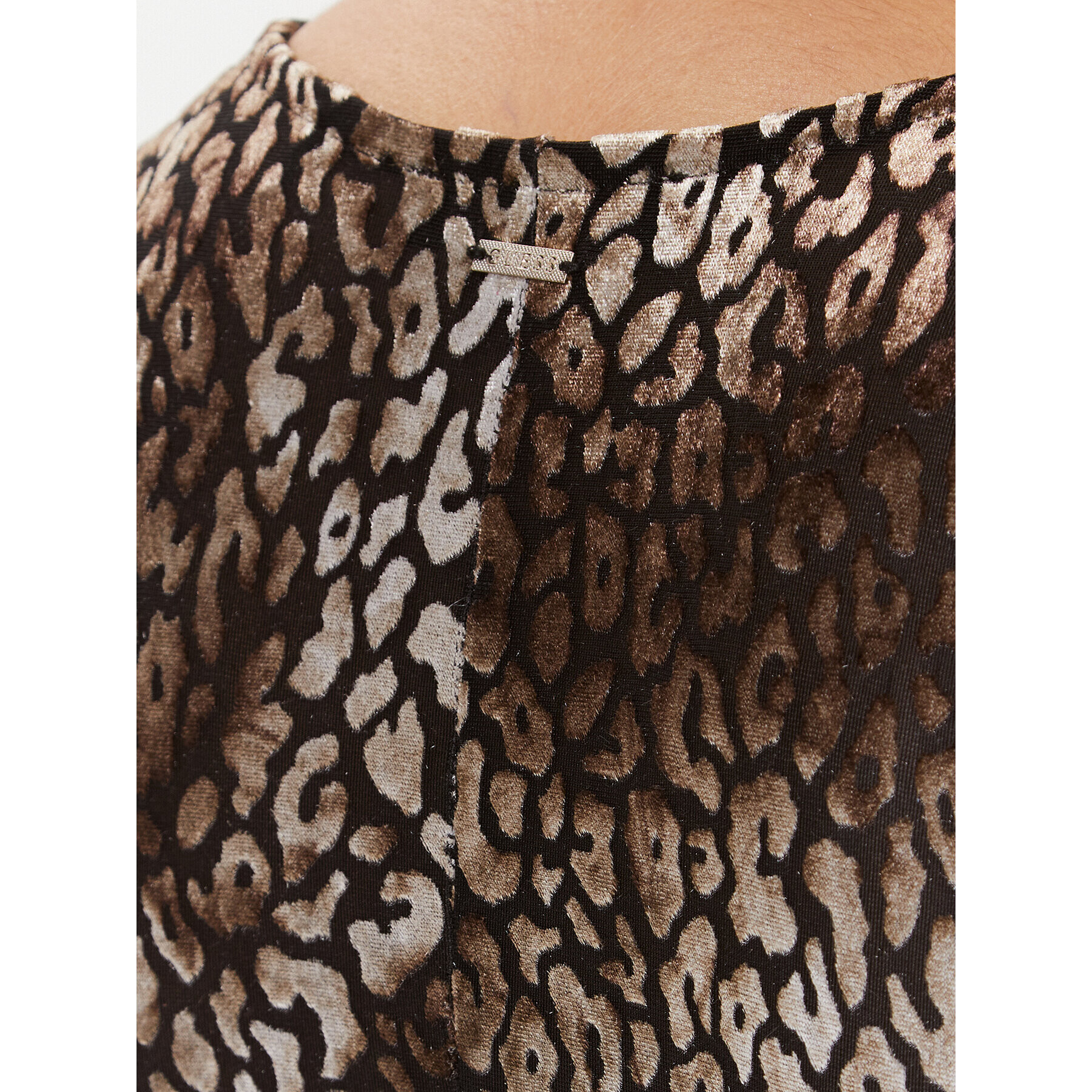 Guess Боди W3BP20 KBXP0 Кафяв Slim Fit - Pepit.bg