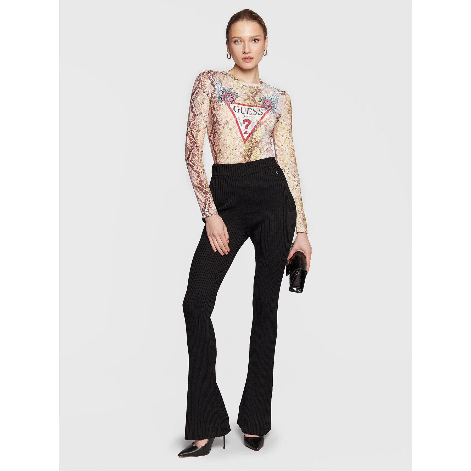 Guess Боди W3RP08 K9RW1 Бежов Slim Fit - Pepit.bg
