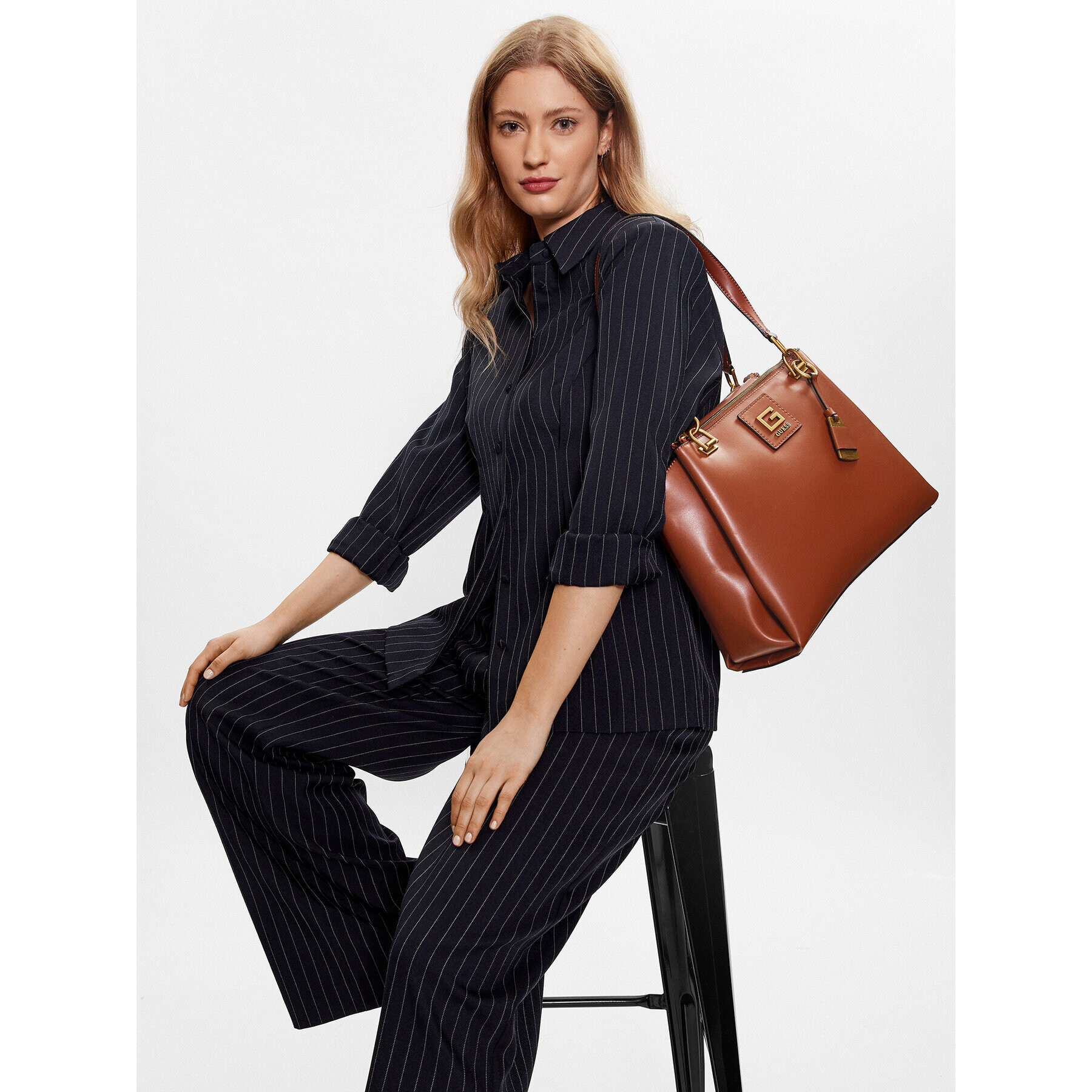 Guess Дамска чанта Alva (VB) HWVB86 76230 Кафяв - Pepit.bg