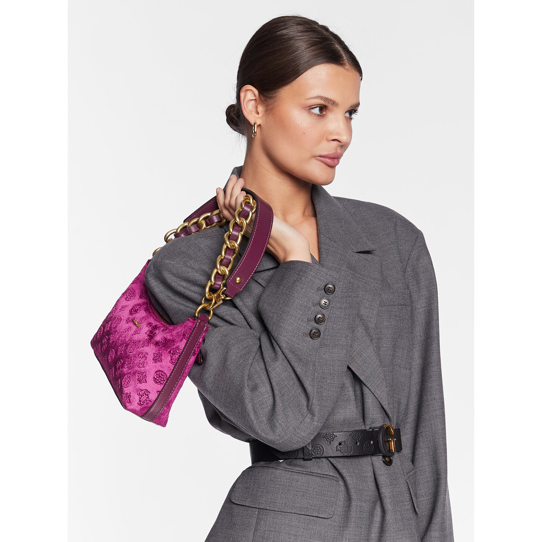 Guess Дамска чанта HWCHSV P3168 Виолетов - Pepit.bg