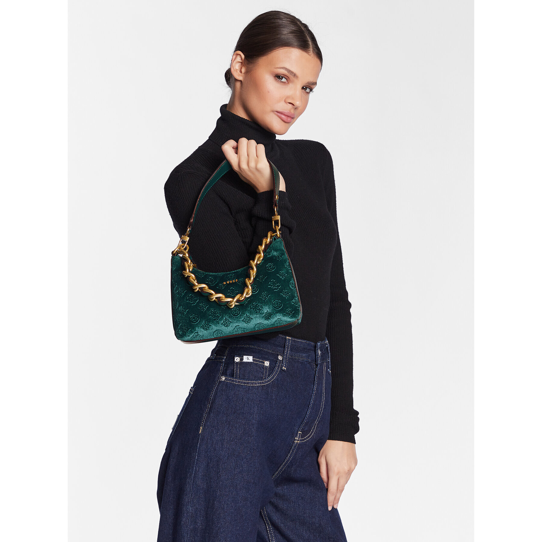 Guess Дамска чанта HWCHSV P3168 Зелен - Pepit.bg