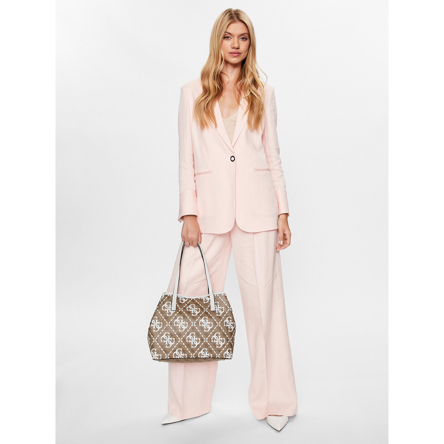 Guess Дамска чанта HWOQ69 95280 Бежов - Pepit.bg