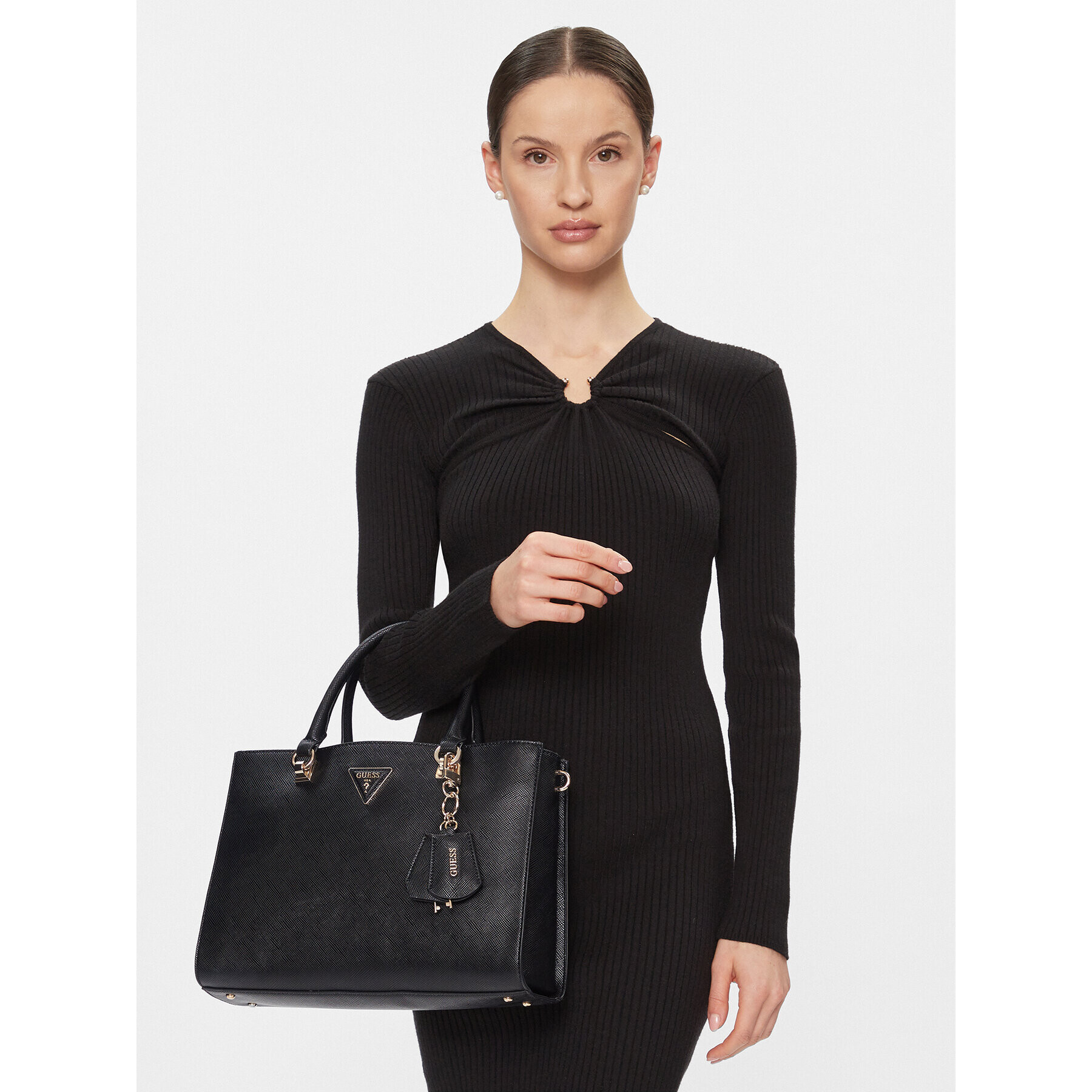 Guess Дамска чанта HWVG89 83230 Черен - Pepit.bg