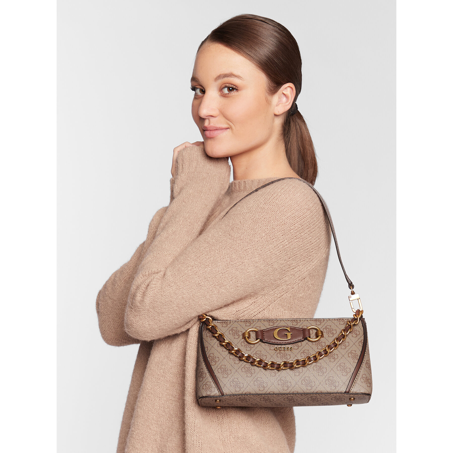 Guess Дамска чанта Izzy (SB) HWSB86 54180 Кафяв - Pepit.bg