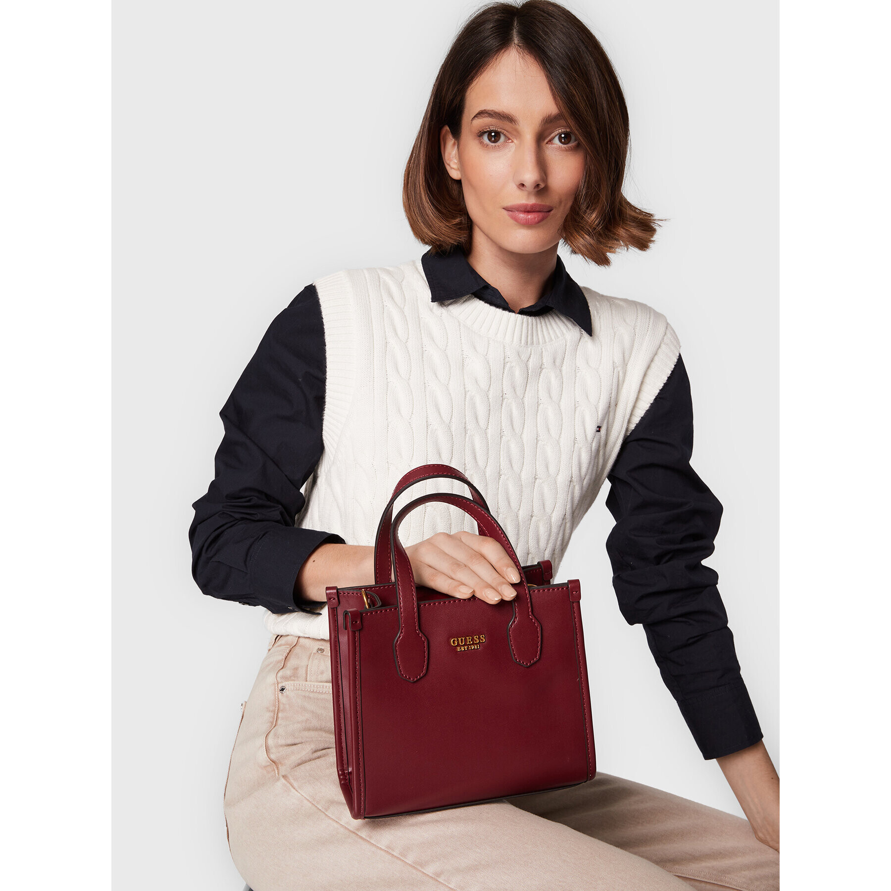Guess Дамска чанта Silvana (VB) Mini Bags HWVB86 65760 Бордо - Pepit.bg
