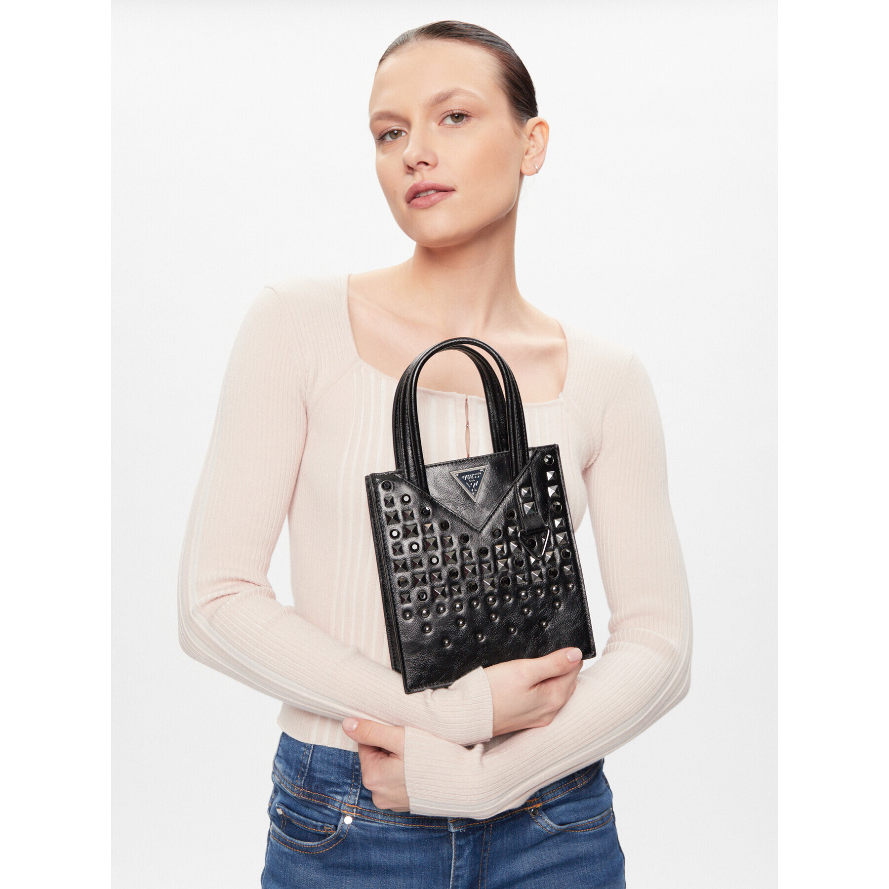 Guess Дамска чанта Studs HMSTUS P4150 Черен - Pepit.bg