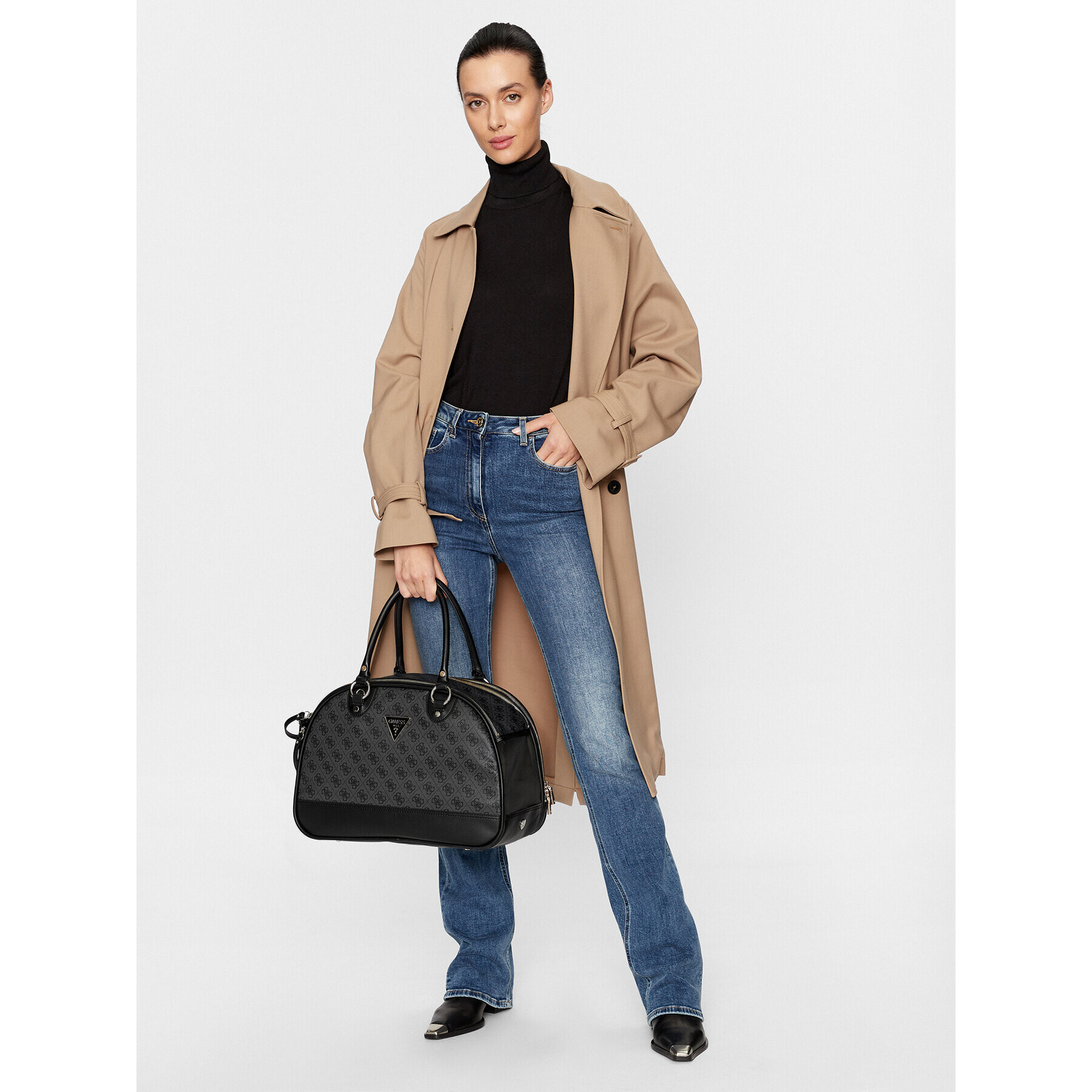 Guess Дамска чанта TWB838 97000 Сив - Pepit.bg