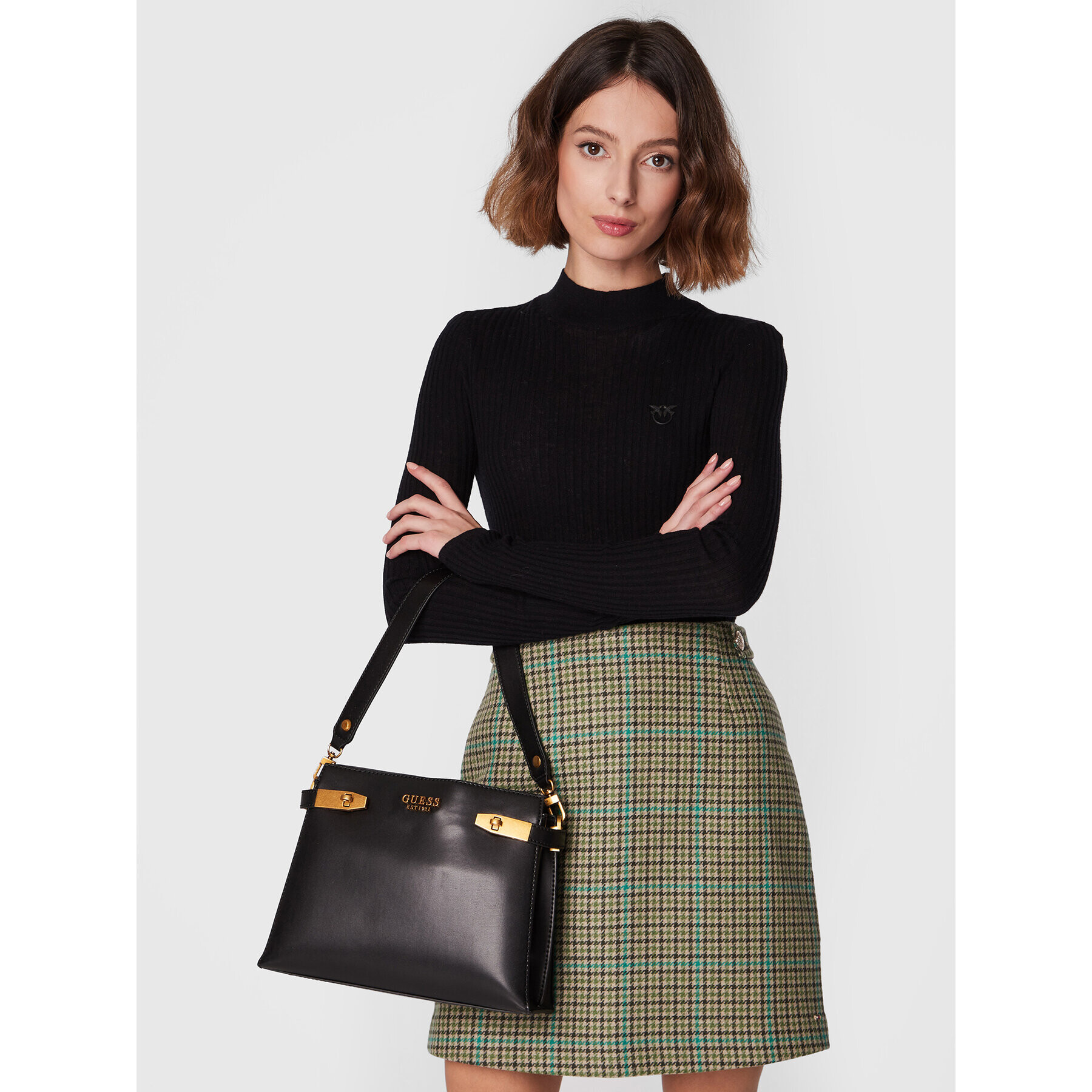Guess Дамска чанта Zadie (VB) HWVB84 15290 Черен - Pepit.bg