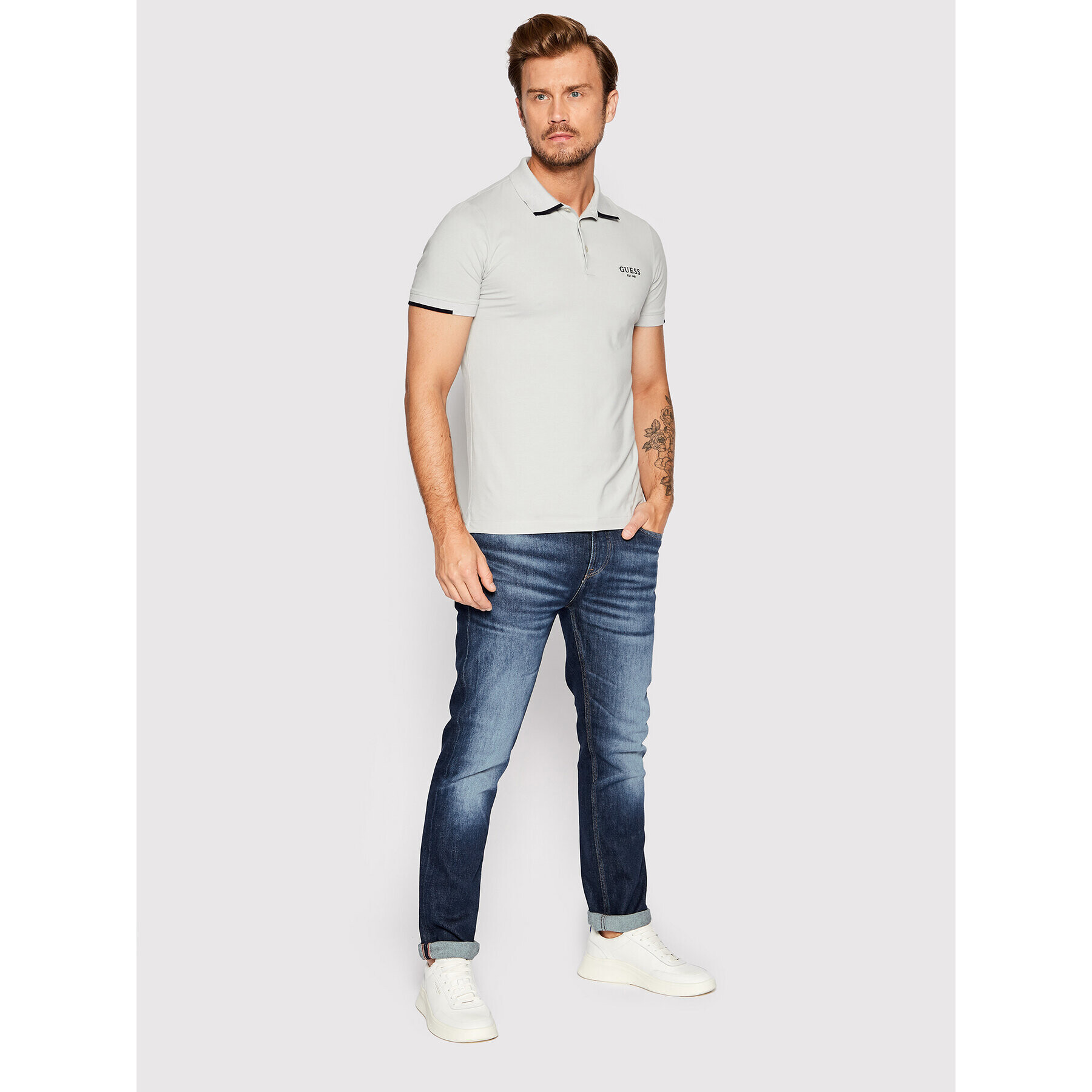 Guess Дънки Angeles M2YAN2 D4Q41 Тъмносин Slim Fit - Pepit.bg