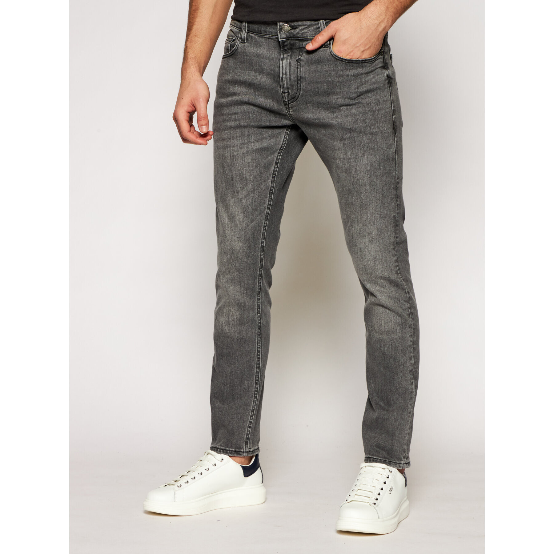 Guess Дънки Chris M1YA27 D4F54 Сив Super Skinny Fit - Pepit.bg