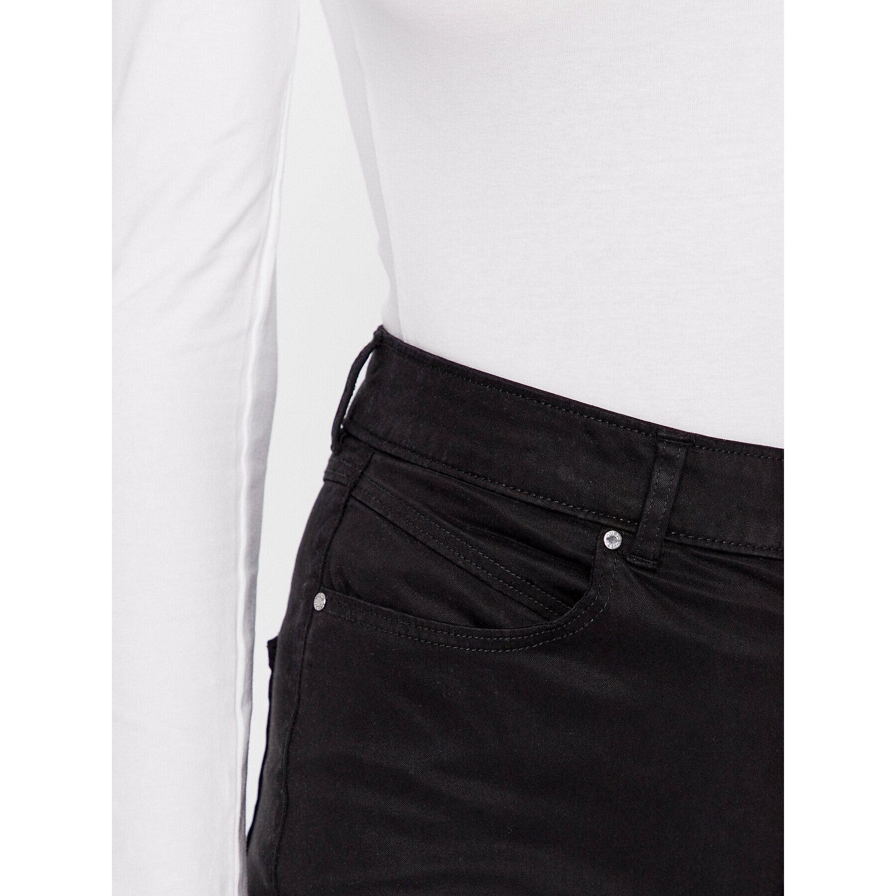 Guess Дънки W2BA63 W93CE Черен Slim Fit - Pepit.bg