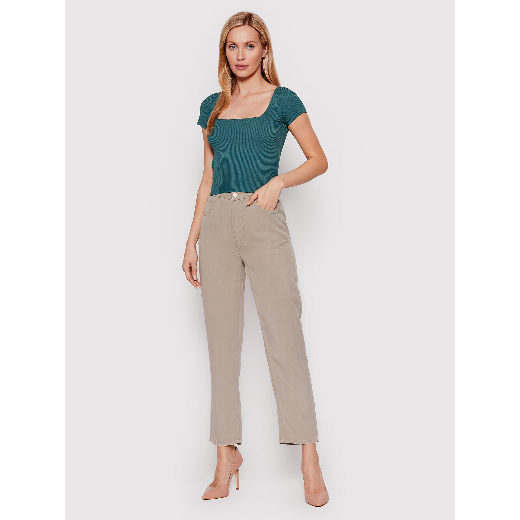Guess Дънки W2GA21 WDP85 Бежов Mom Fit - Pepit.bg
