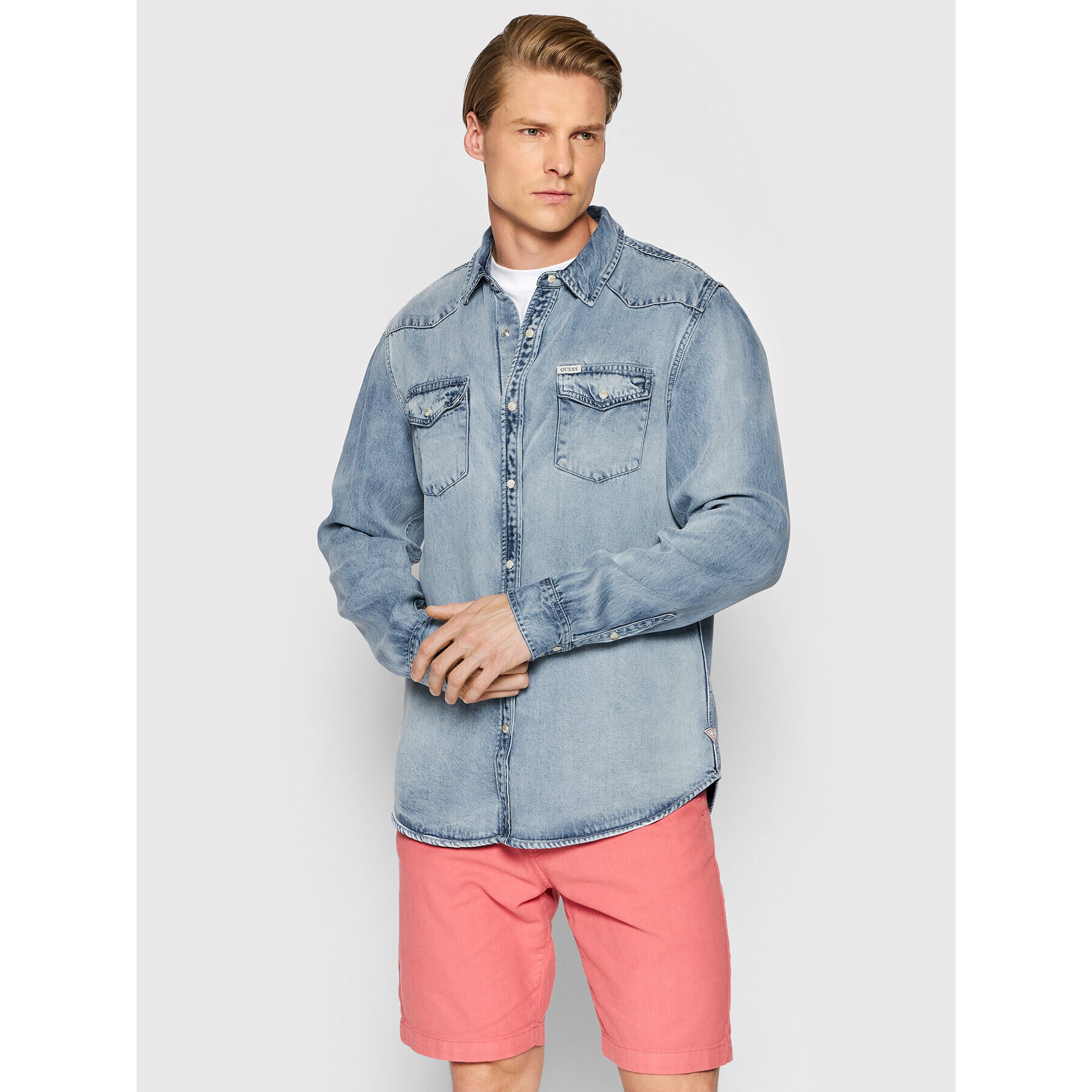 Guess дънкова риза M2GH13 D4N60 Син Regular Fit - Pepit.bg