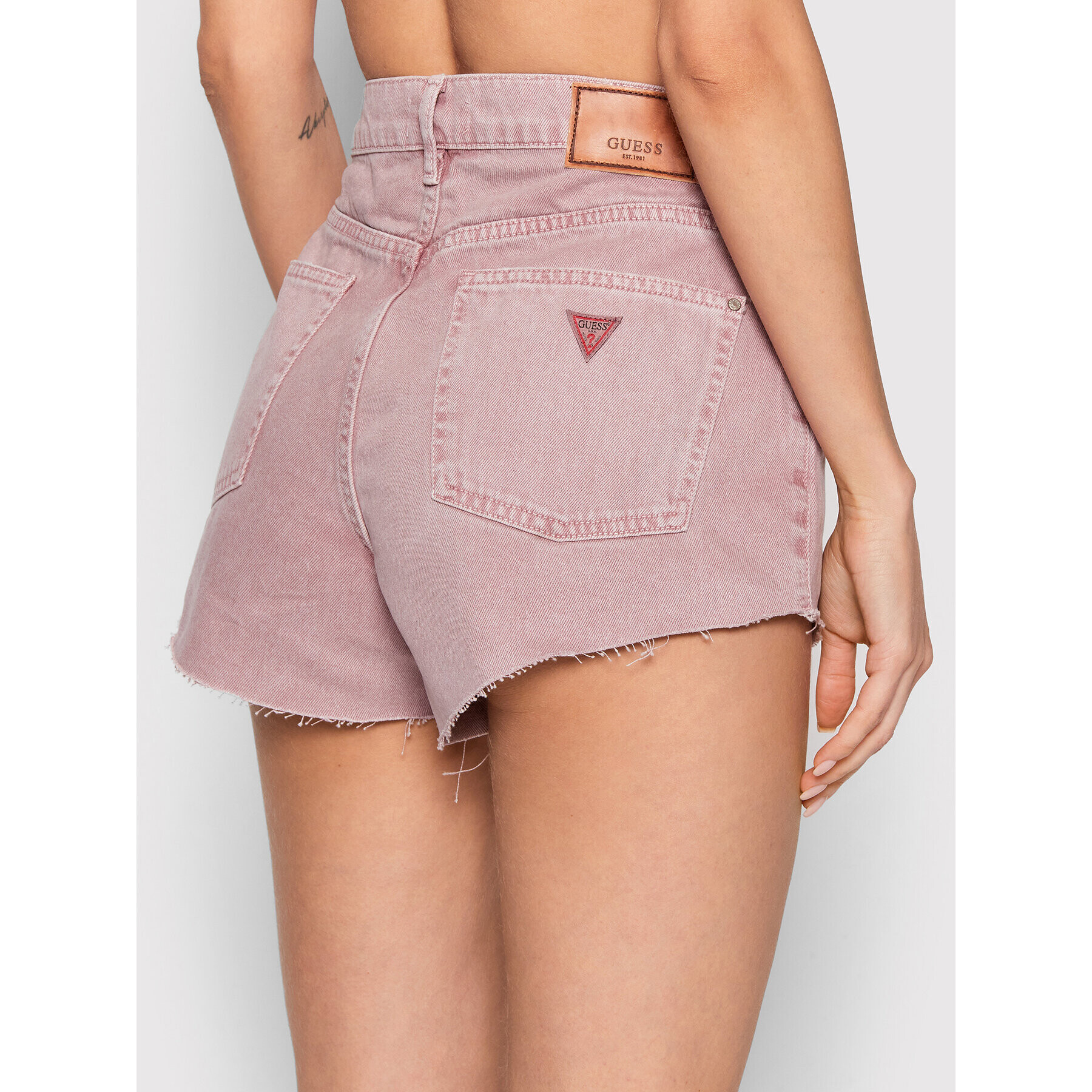 Guess Дънкови шорти Manila W2GD00 D4MO1 Розов Regular Fit - Pepit.bg