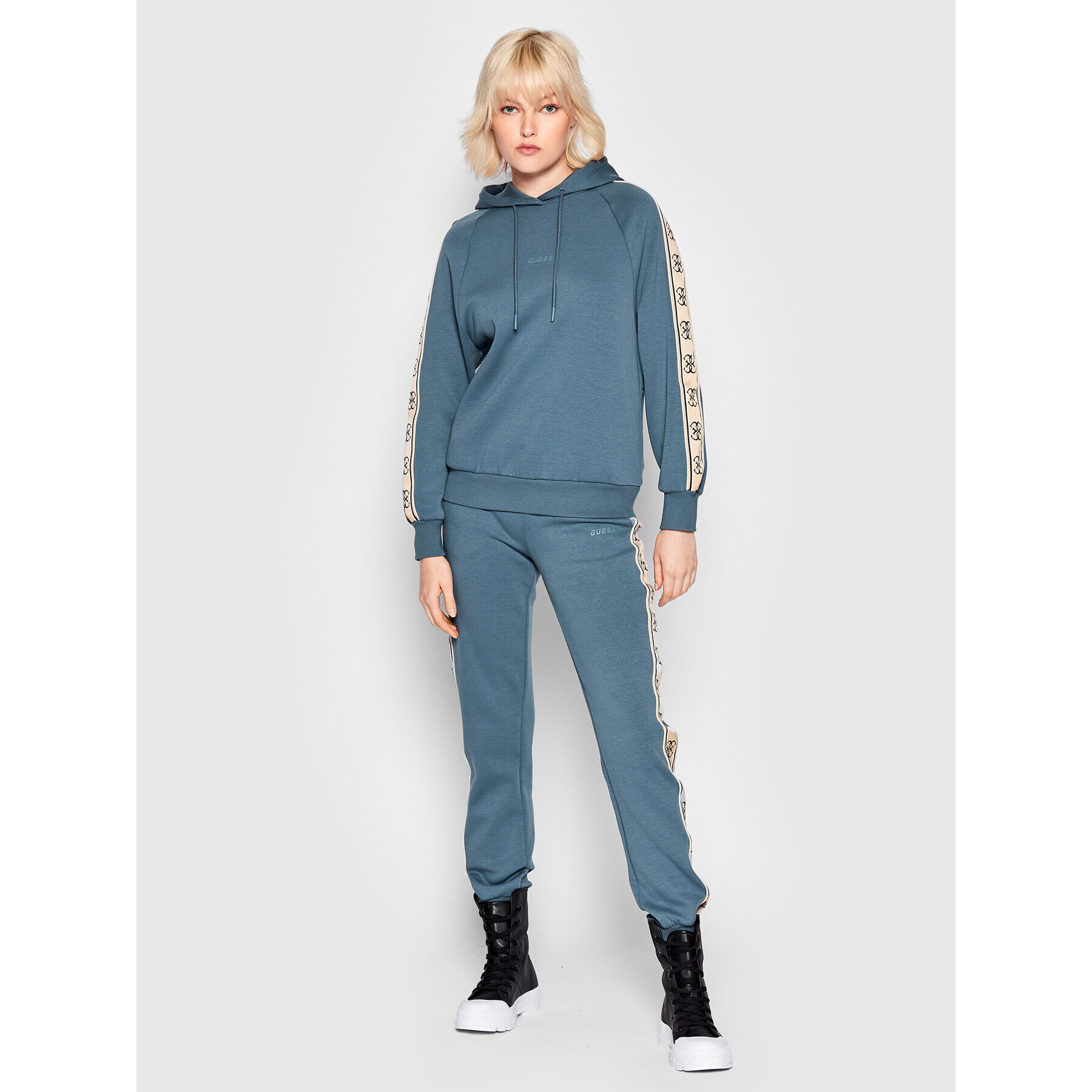 Guess Долнище анцуг 4G Logo Tape V2RB05 KA3P1 Син Regular Fit - Pepit.bg