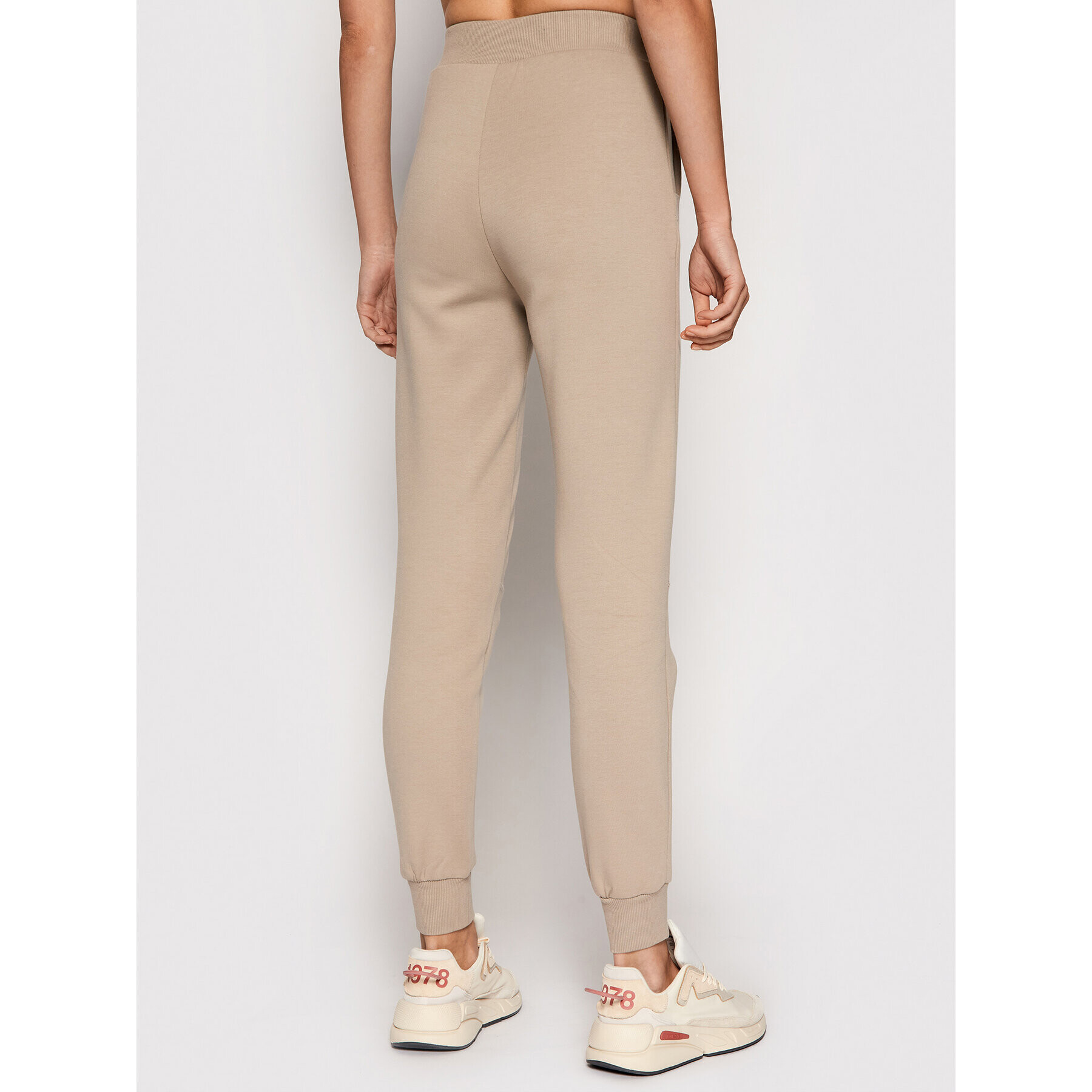 Guess Долнище анцуг Abby O0BA26 KA3P1 Бежов Regular Fit - Pepit.bg