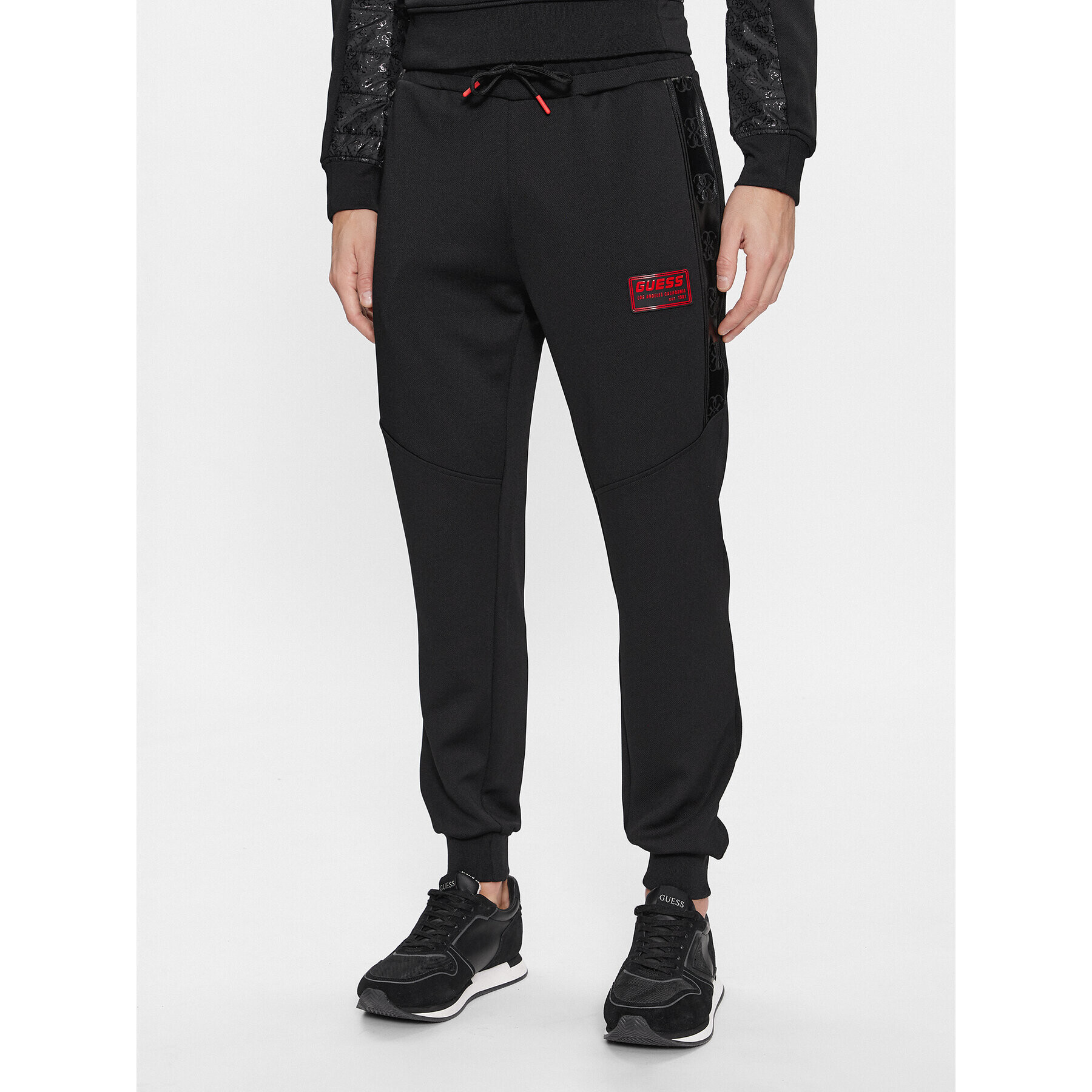 Guess Долнище анцуг Gaston Z4RB00 KBO62 Черен Regular Fit - Pepit.bg