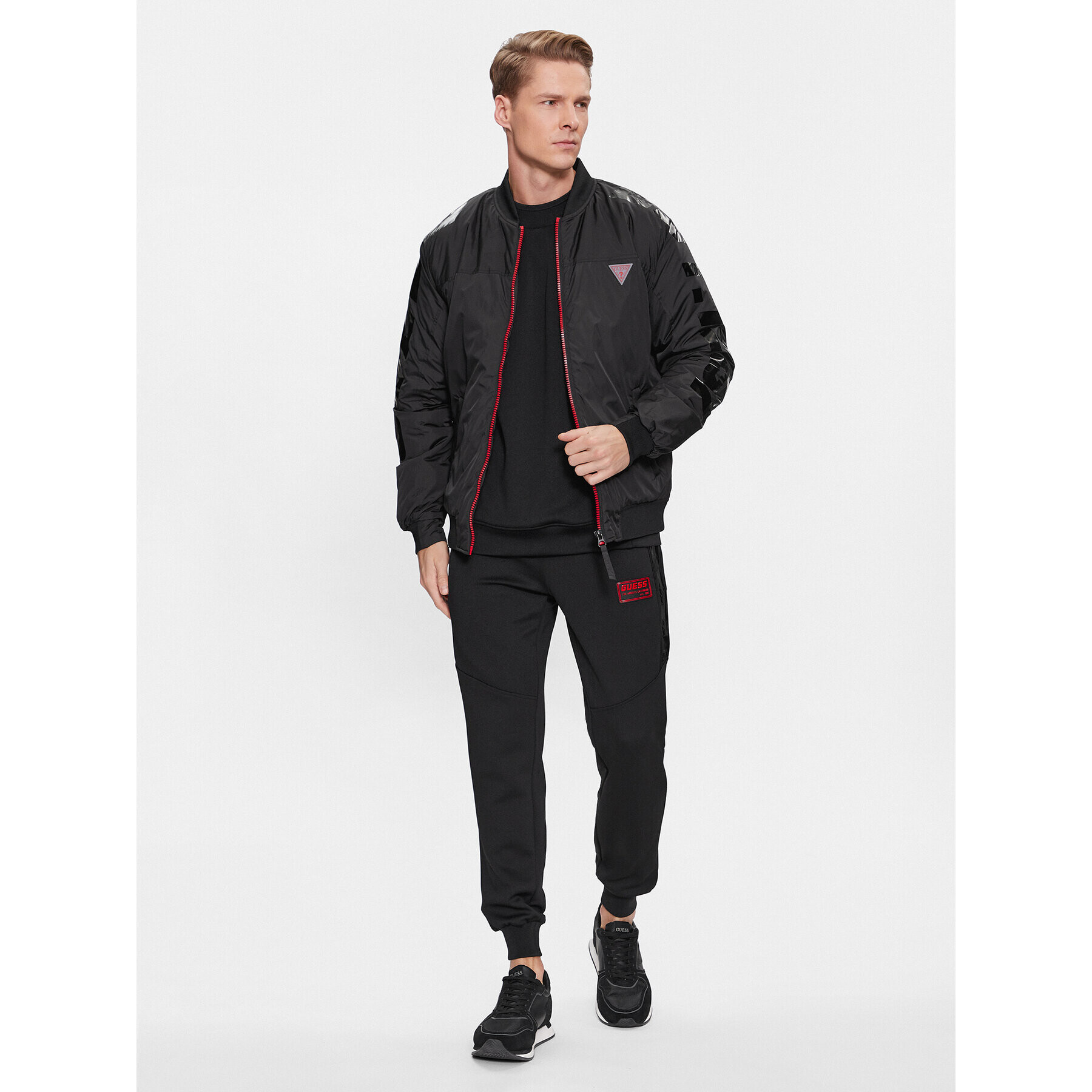 Guess Долнище анцуг Gaston Z4RB00 KBO62 Черен Regular Fit - Pepit.bg