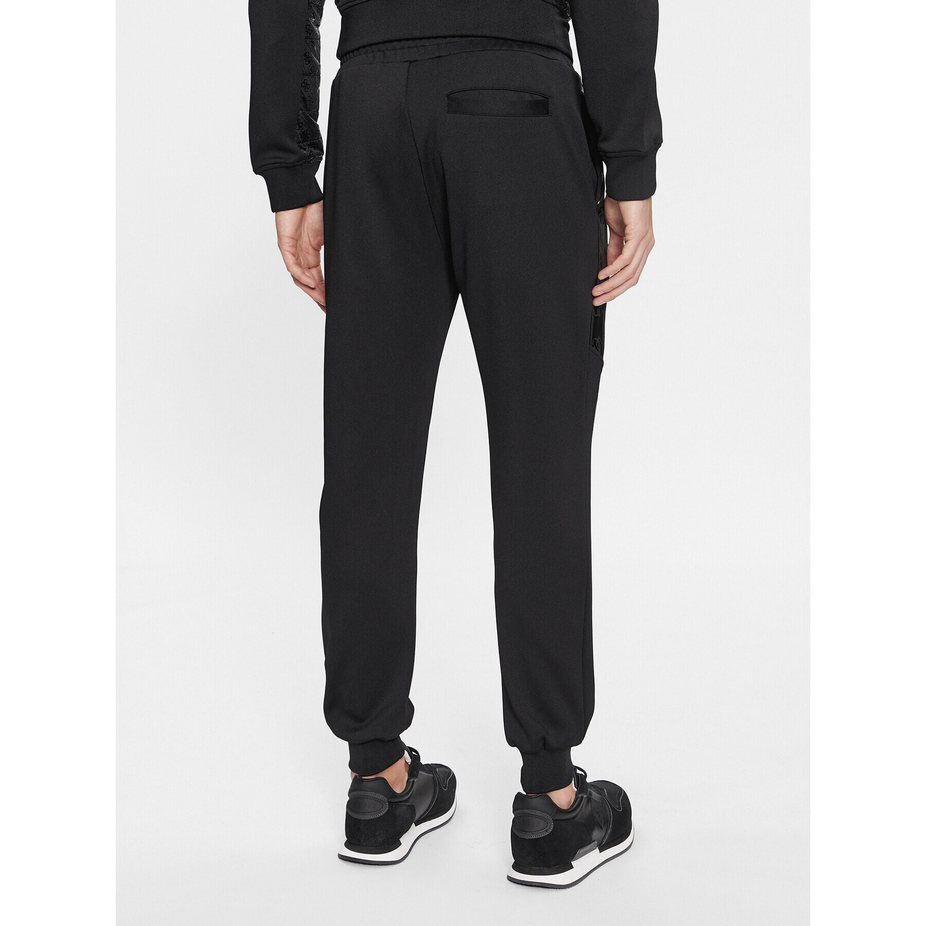 Guess Долнище анцуг Gaston Z4RB00 KBO62 Черен Regular Fit - Pepit.bg