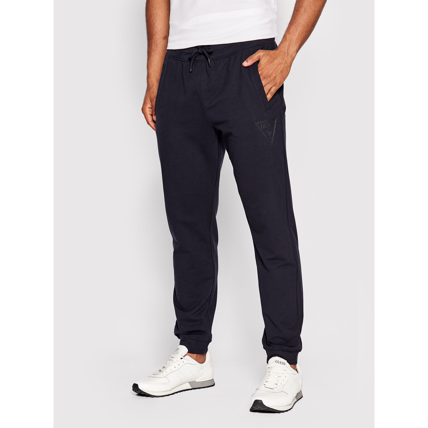 Guess Долнище анцуг M2YB37 K6ZS1 Тъмносин Slim Fit - Pepit.bg