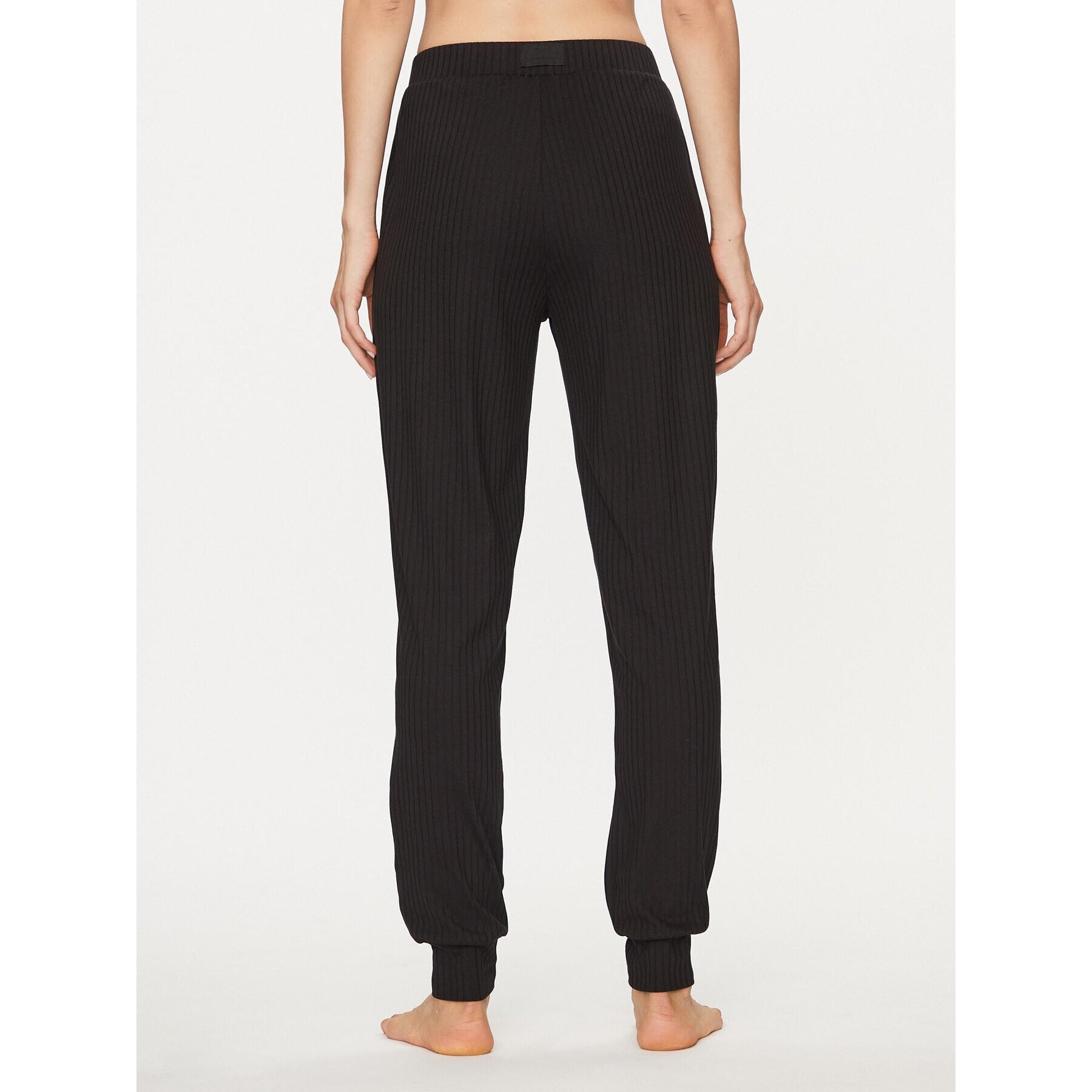 Guess Долнище анцуг O3BB00 KBXB2 Черен Regular Fit - Pepit.bg