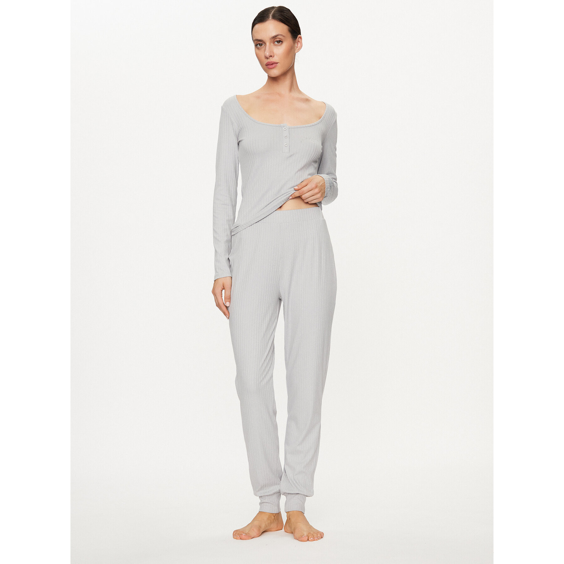 Guess Долнище анцуг O3BB00 KBXB2 Сив Regular Fit - Pepit.bg
