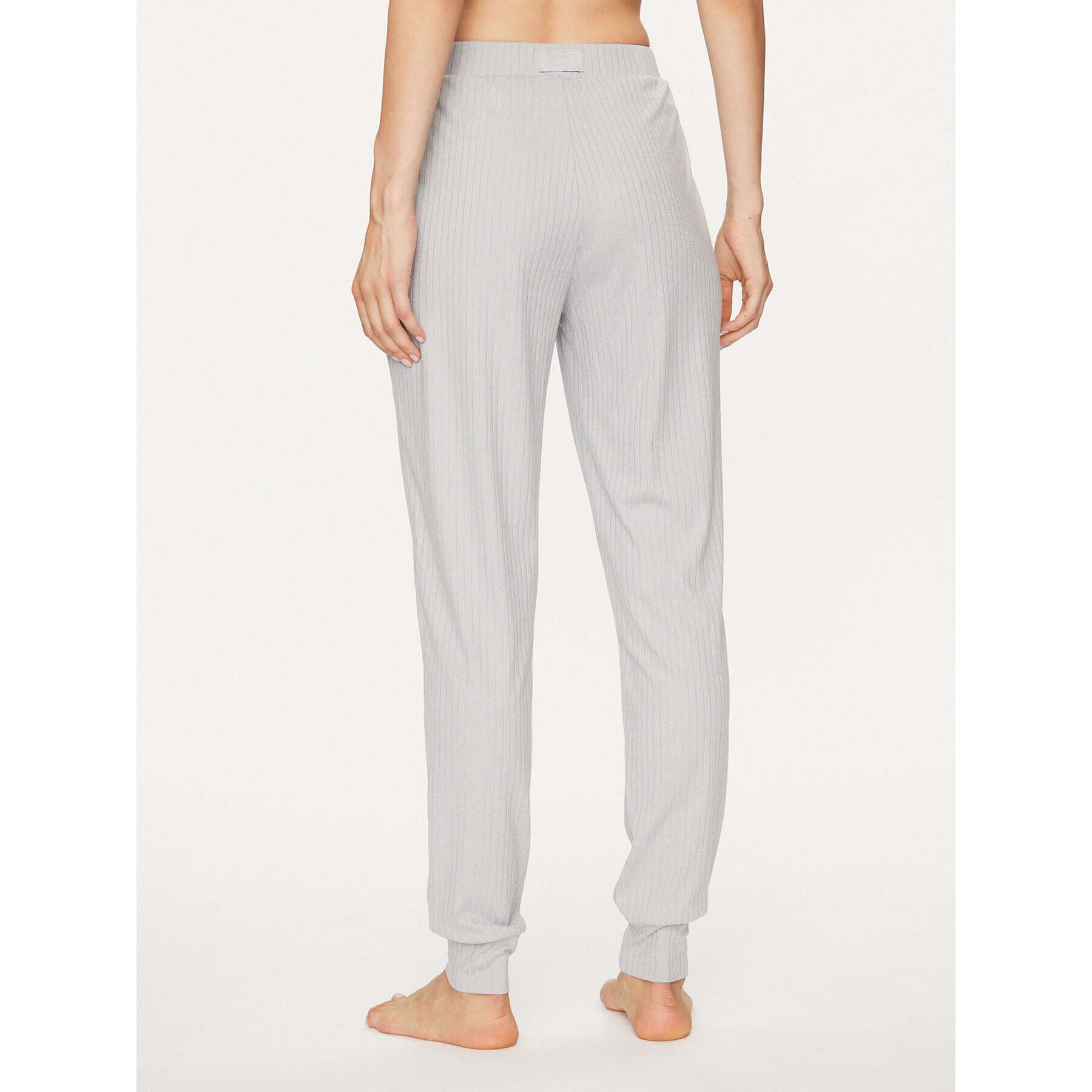 Guess Долнище анцуг O3BB00 KBXB2 Сив Regular Fit - Pepit.bg