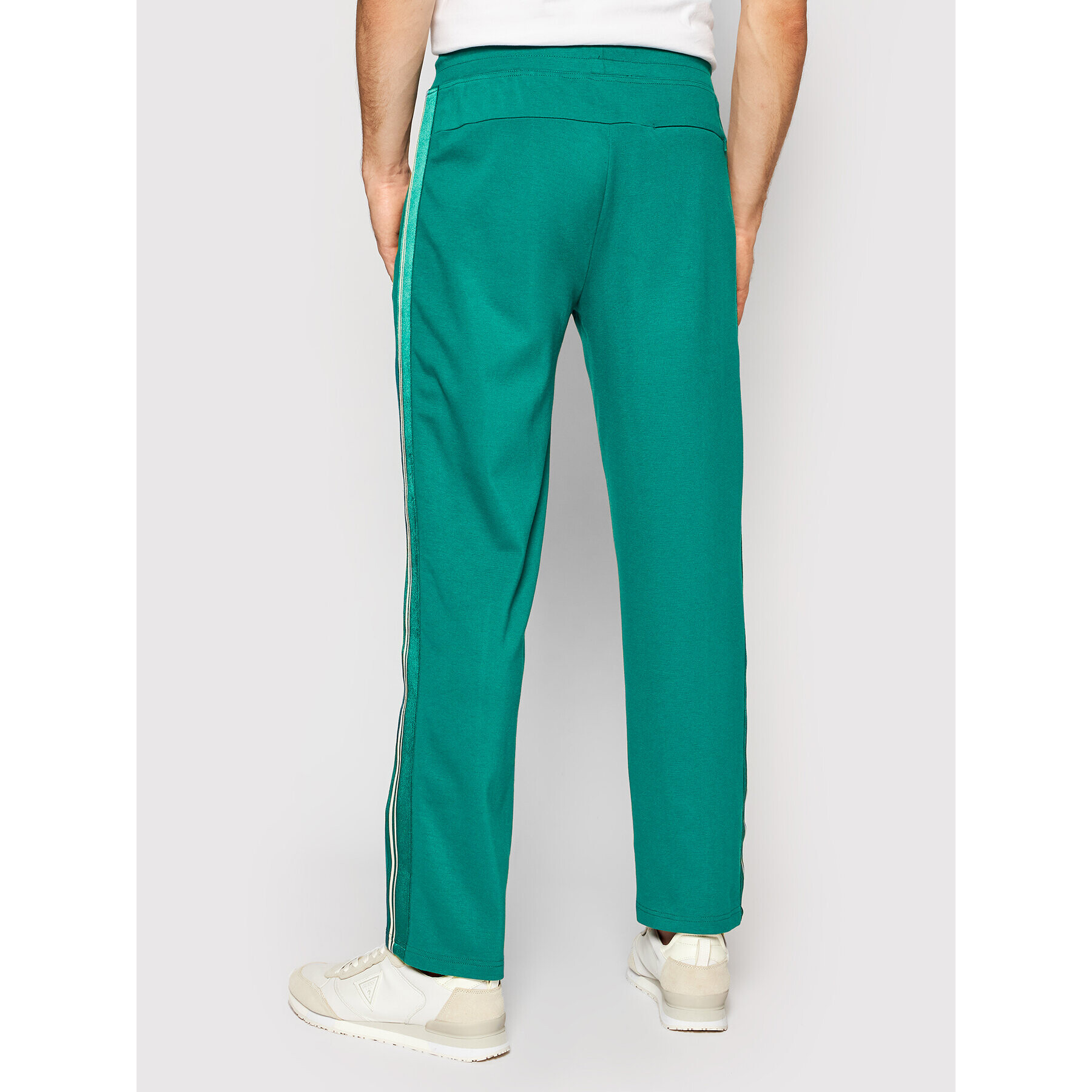 Guess Долнище анцуг U1GA41 RAJW0 Зелен Regular Fit - Pepit.bg