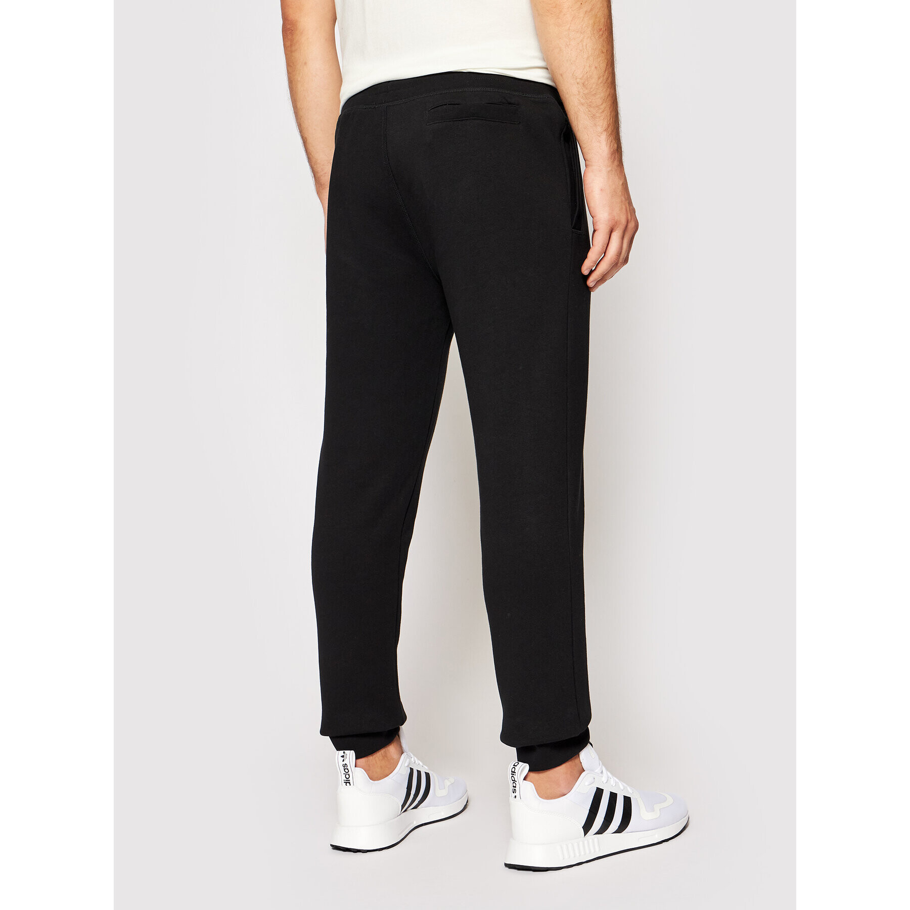 Guess Долнище анцуг U1YA04 K9V31 Черен Regular Fit - Pepit.bg