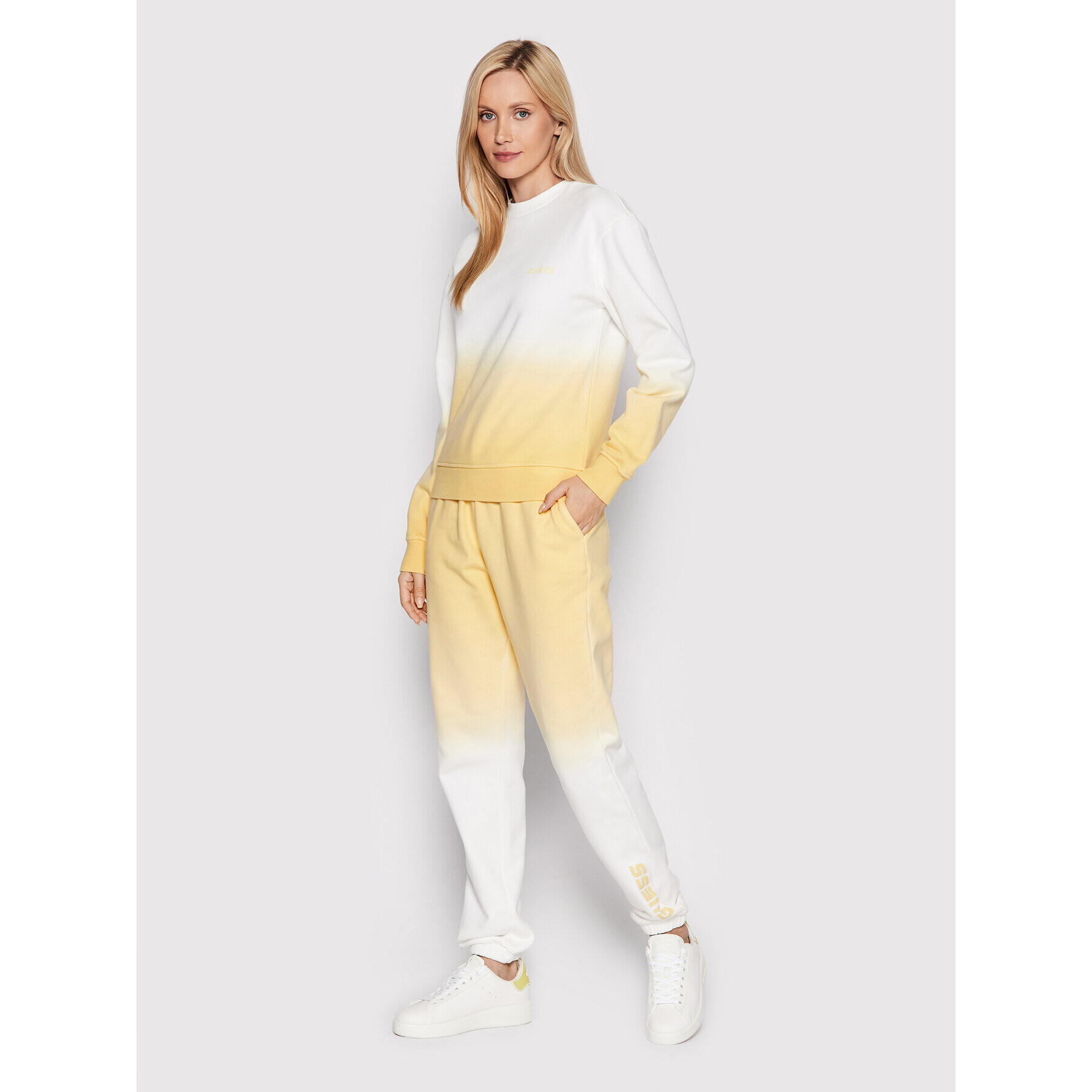 Guess Долнище анцуг V2YB02 FL04Z Жълт Regular Fit - Pepit.bg