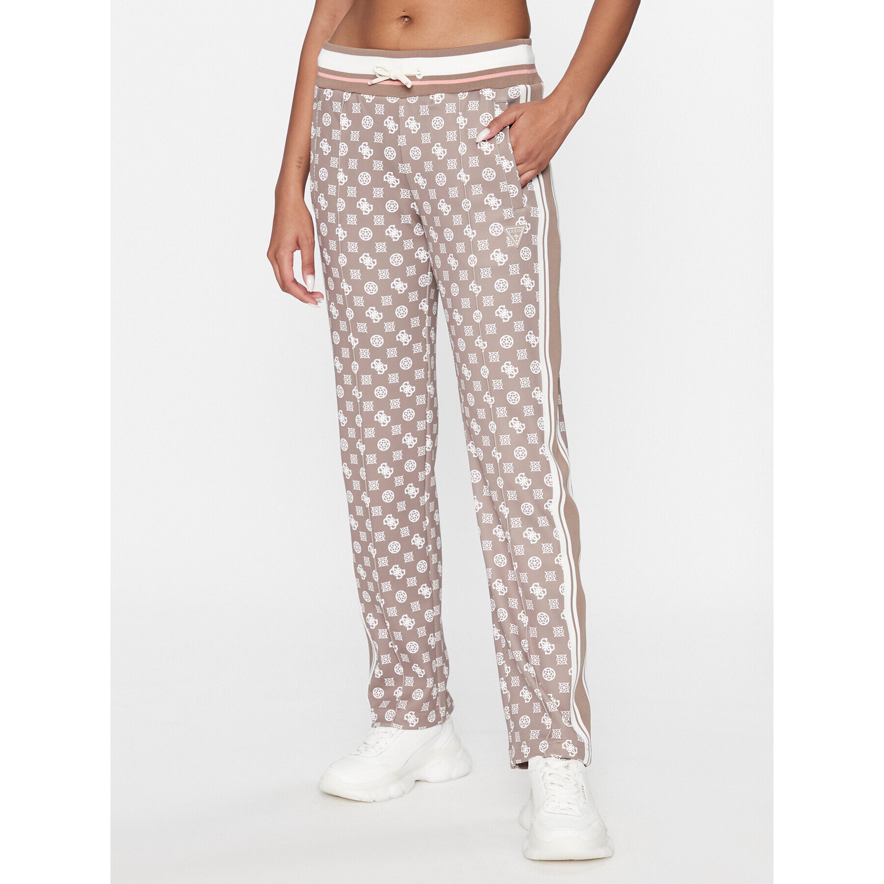 Guess Долнище анцуг V3BB05 KB212 Бежов Regular Fit - Pepit.bg