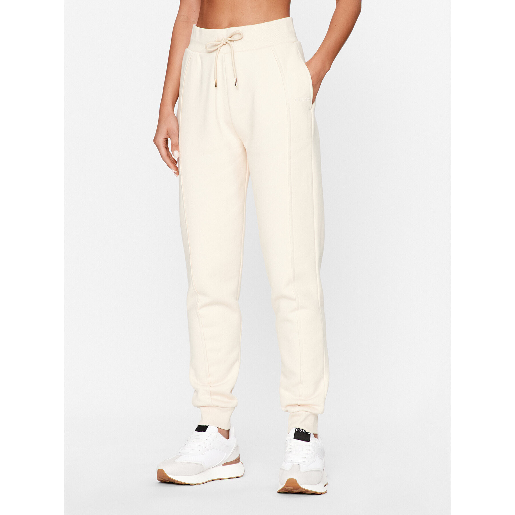 Guess Долнище анцуг V3BB14 KBXX1 Бежов Regular Fit - Pepit.bg