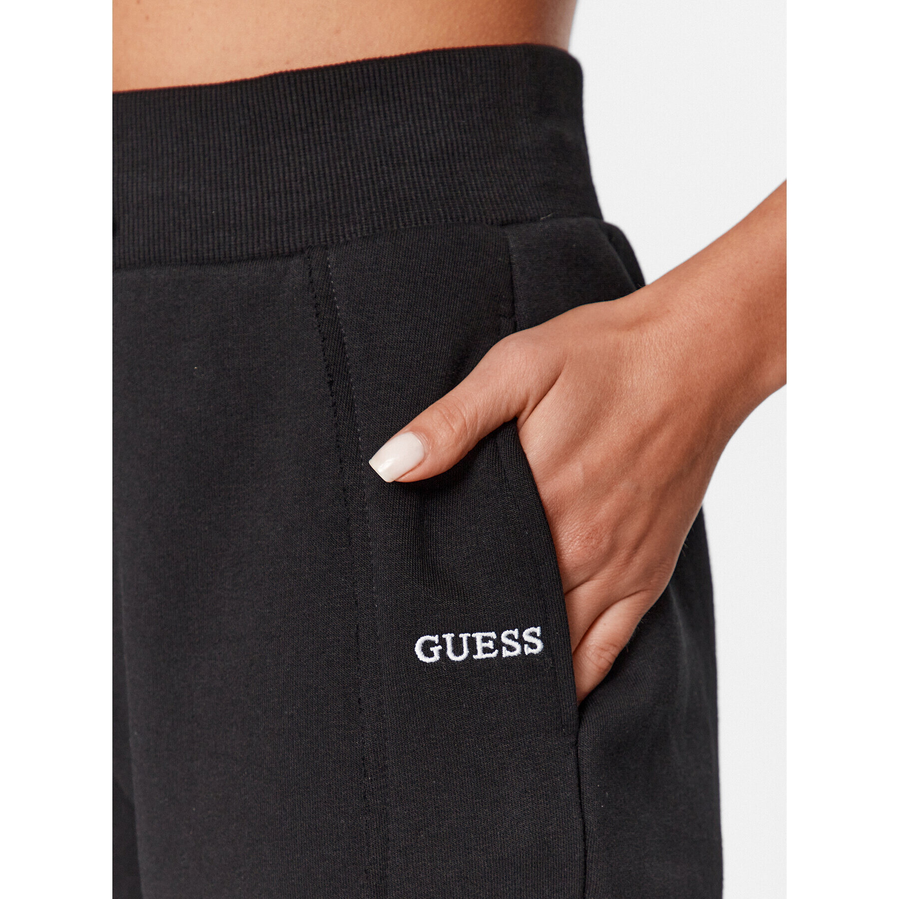 Guess Долнище анцуг V3BB14 KBXX1 Черен Regular Fit - Pepit.bg