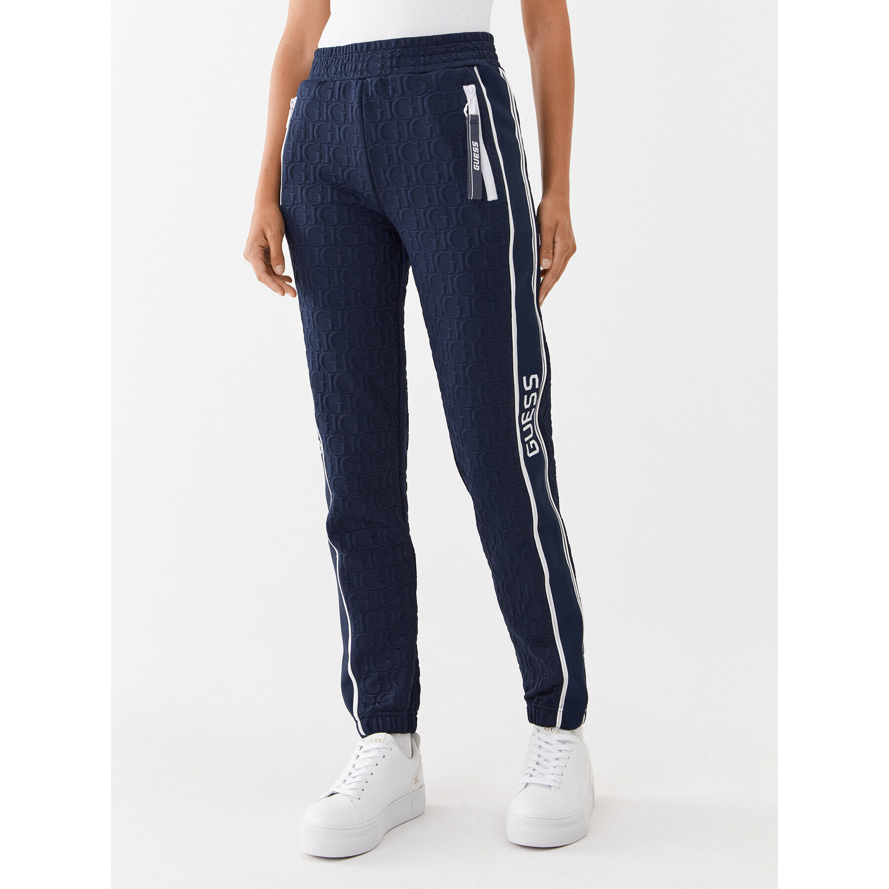 Guess Долнище анцуг V3YB11 KBSL0 Син Regular Fit - Pepit.bg