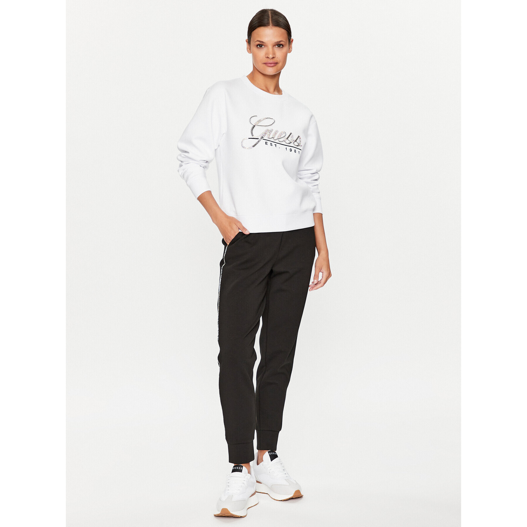 Guess Долнище анцуг W3YB18 KB932 Черен Regular Fit - Pepit.bg