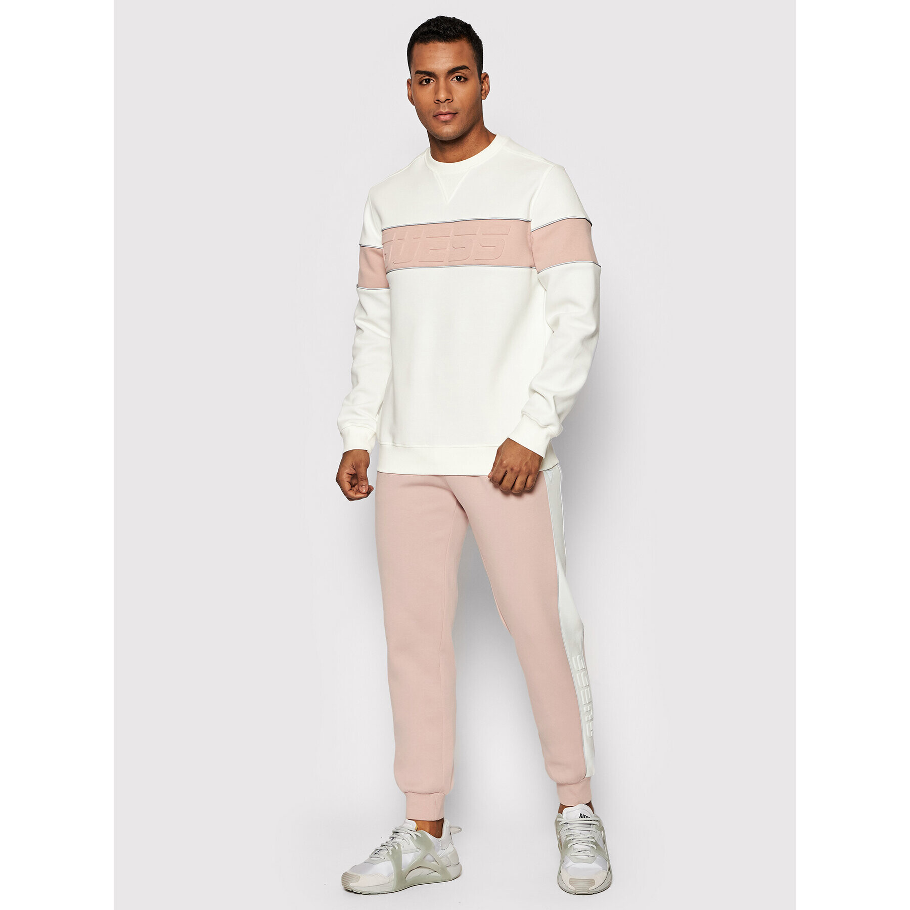 Guess Долнище анцуг Z2GB05 KA3P1 Розов Regular Fit - Pepit.bg