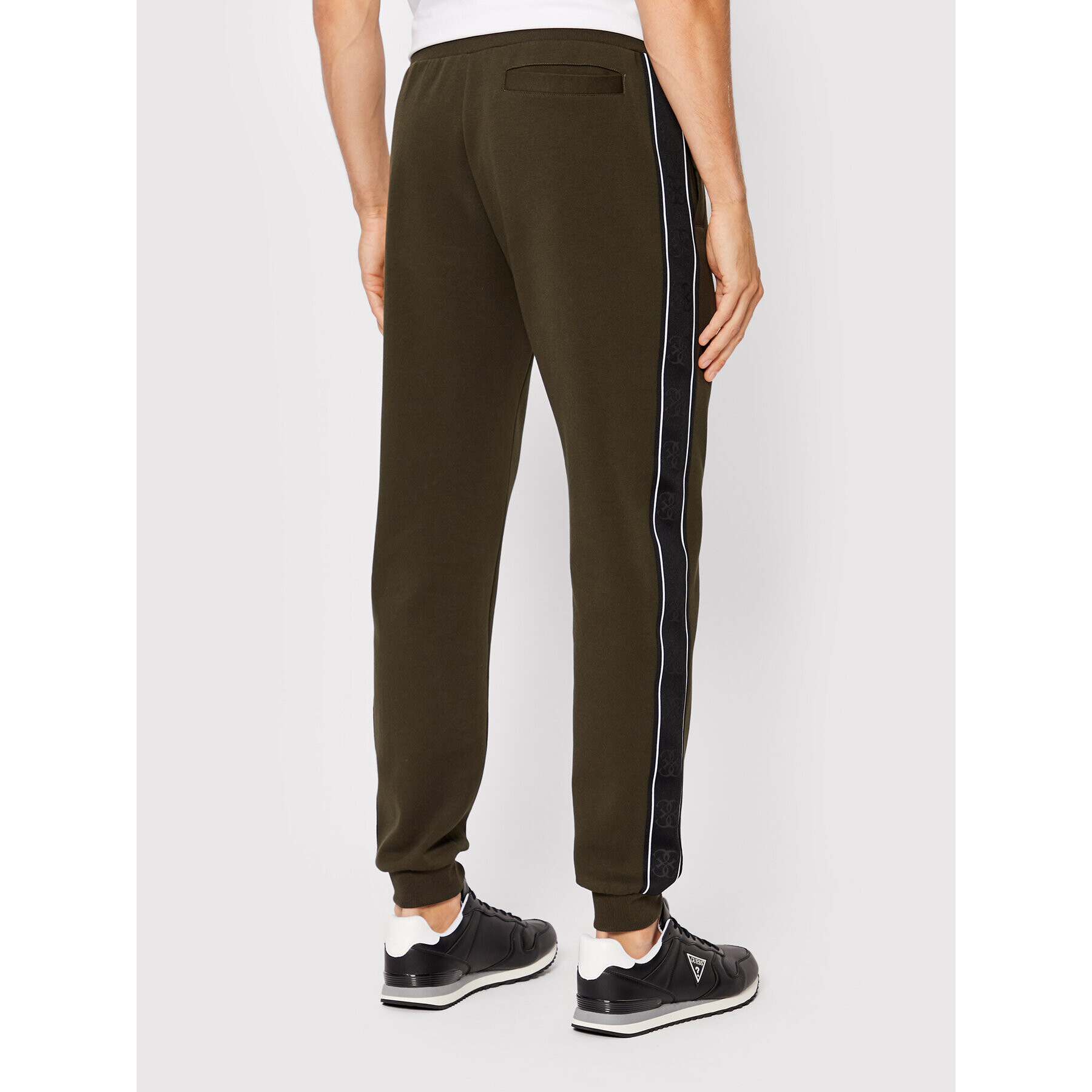 Guess Долнище анцуг Z2YB09 KA3P1 Зелен Regular Fit - Pepit.bg