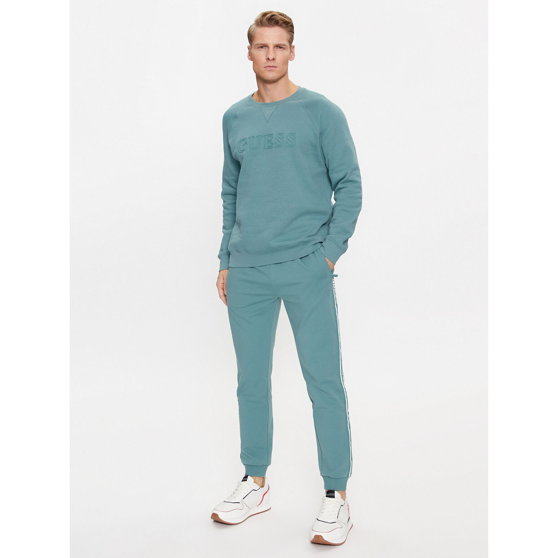 Guess Долнище анцуг Z2YB19 K6ZS1 Син Regular Fit - Pepit.bg