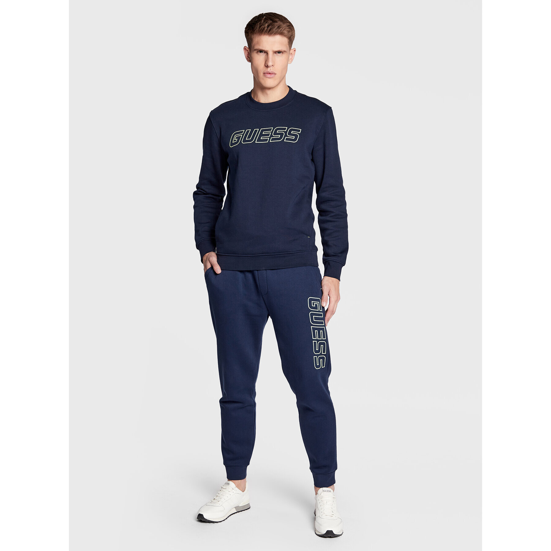 Guess Долнище анцуг Z3RB12 K9Z22 Тъмносин Regular Fit - Pepit.bg