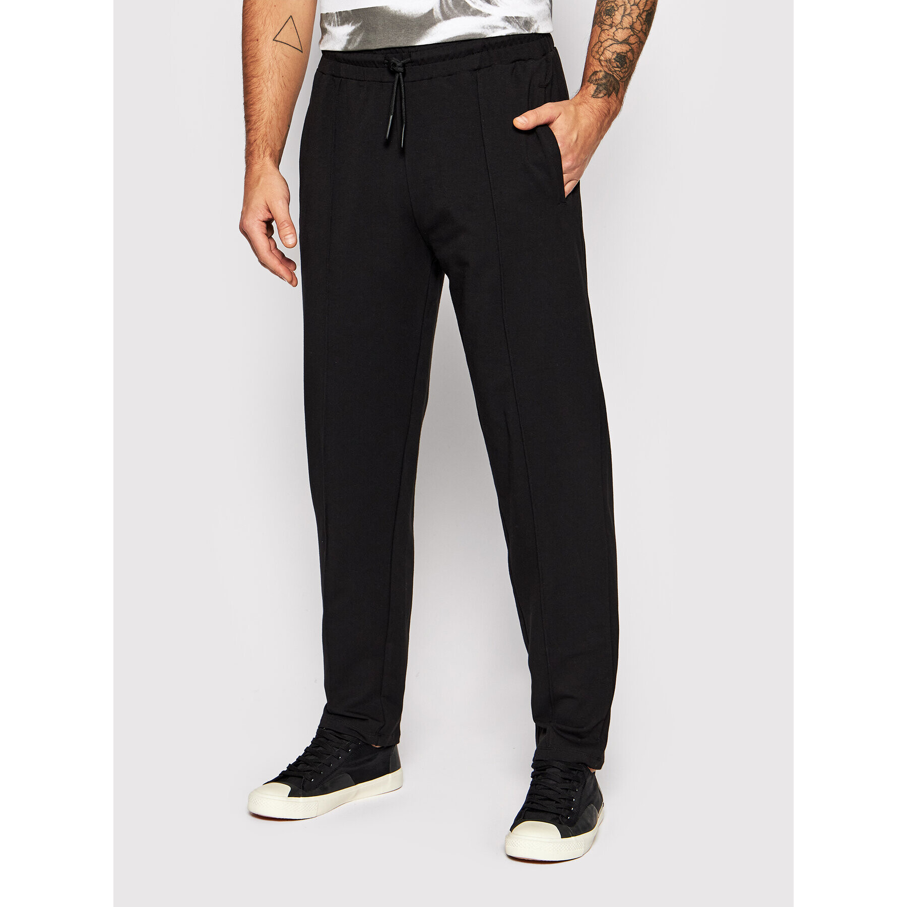 Guess Долнище анцуг U1BB00 FL043 Черен Relaxed Fit - Pepit.bg