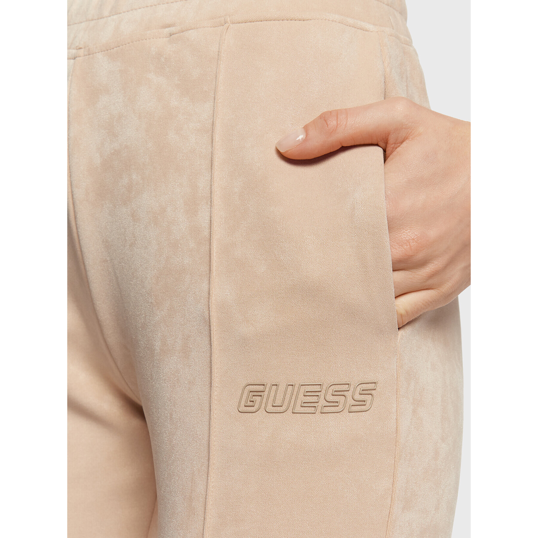 Guess Долнище анцуг V2BB03 KBC00 Бежов Regular Fit - Pepit.bg