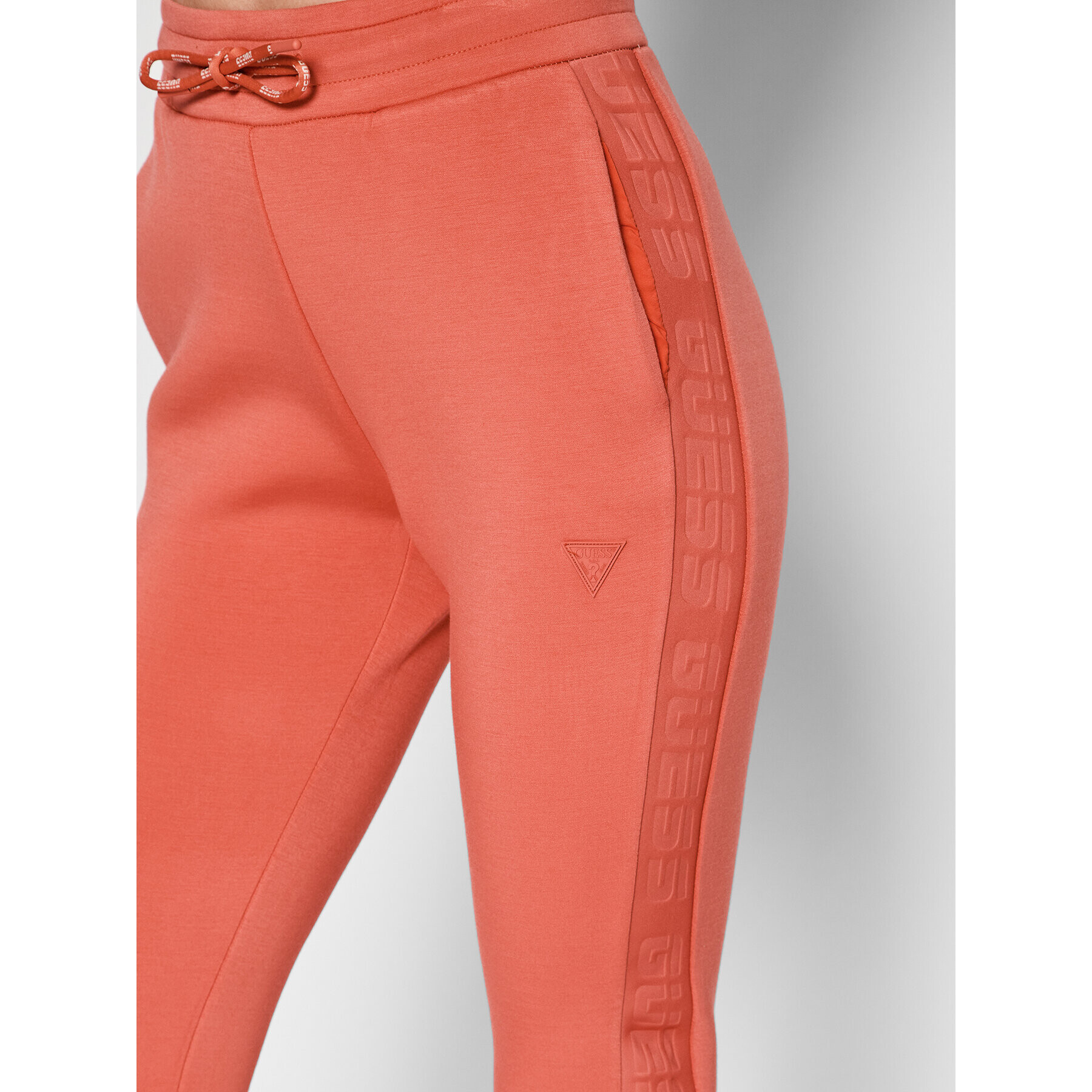 Guess Долнище анцуг V2RB02 K7UW2 Розов Regular Fit - Pepit.bg