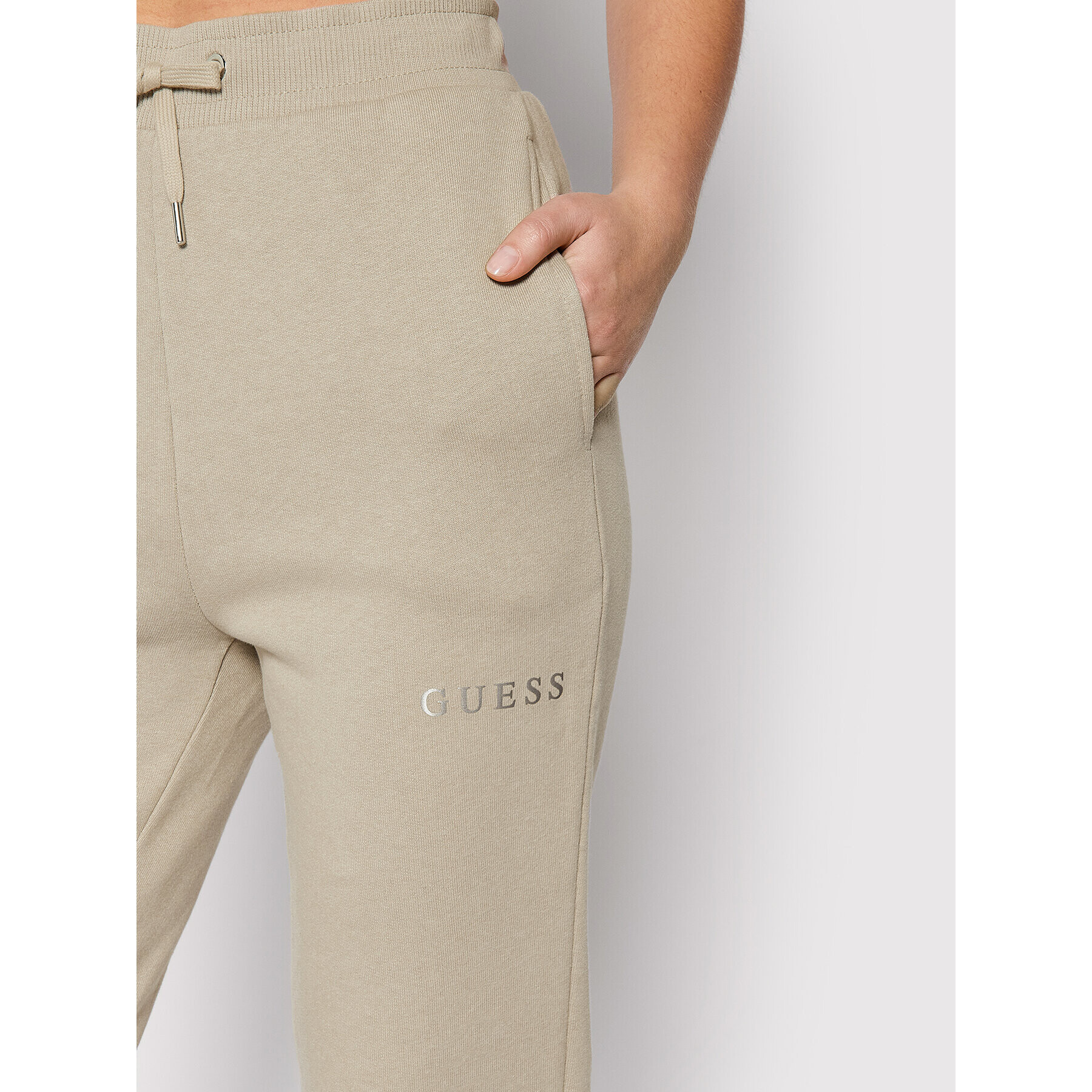 Guess Долнище анцуг V2RB23 K9V31 Бежов Regular Fit - Pepit.bg